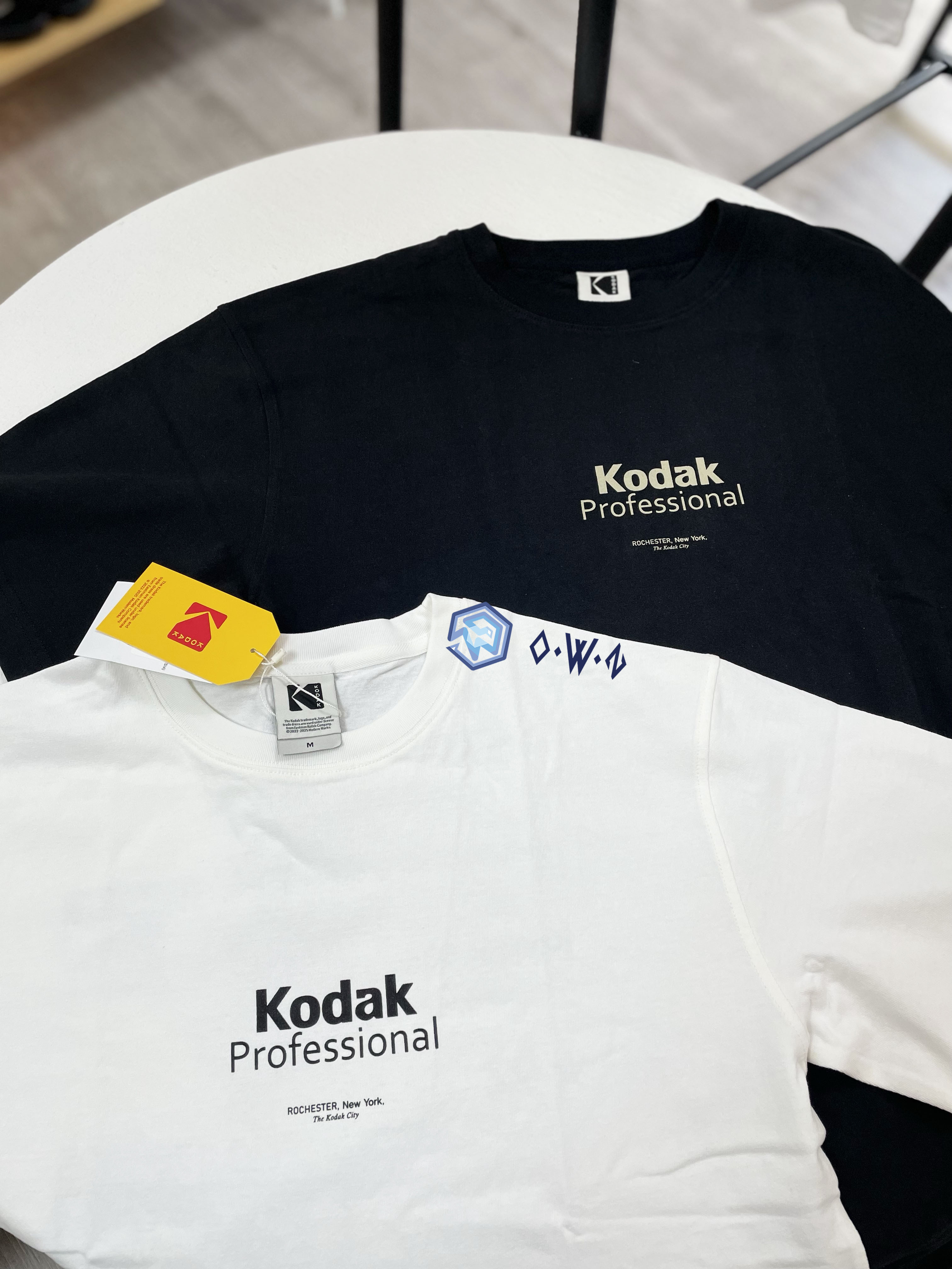 【OWN】Kodak 短袖上衣 復古 懷舊 造型 短袖 厚磅 不分男女 黑色 白色