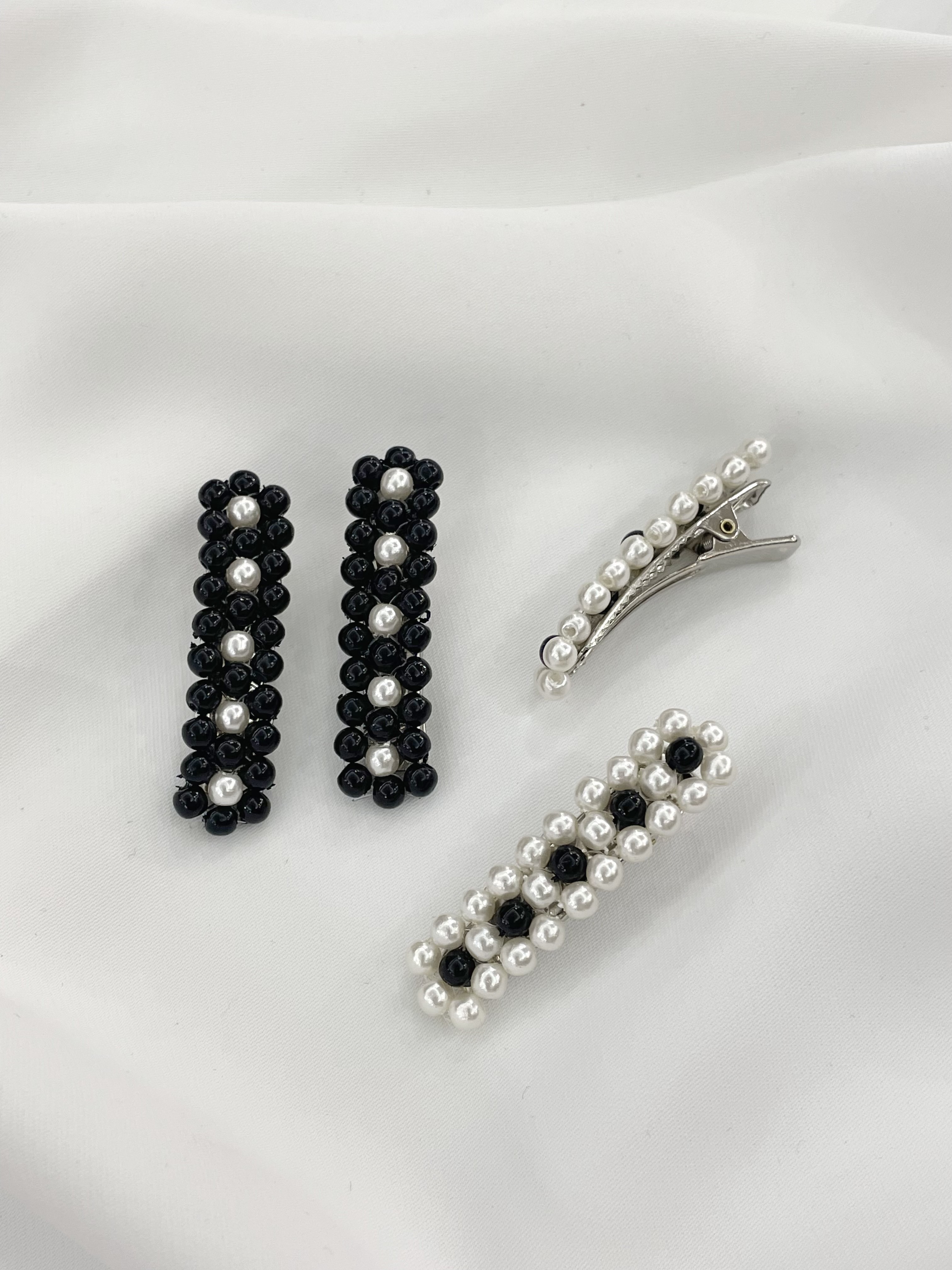 珍珠小花髮夾(一對)