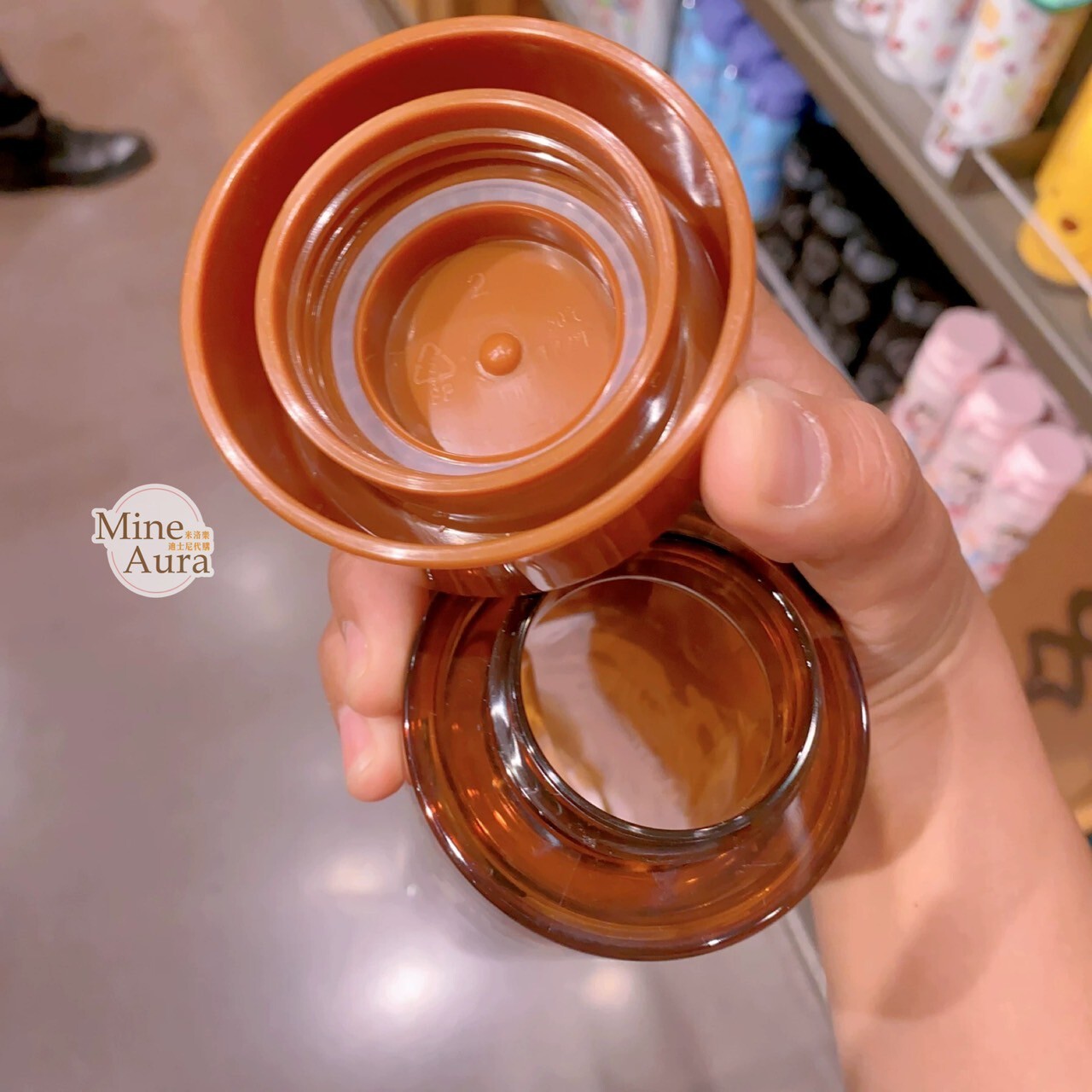 奇奇蒂蒂 Chip 'n Dale 滿版圖案 綠色蓋子 隨身 水壺 -上海迪士尼樂園