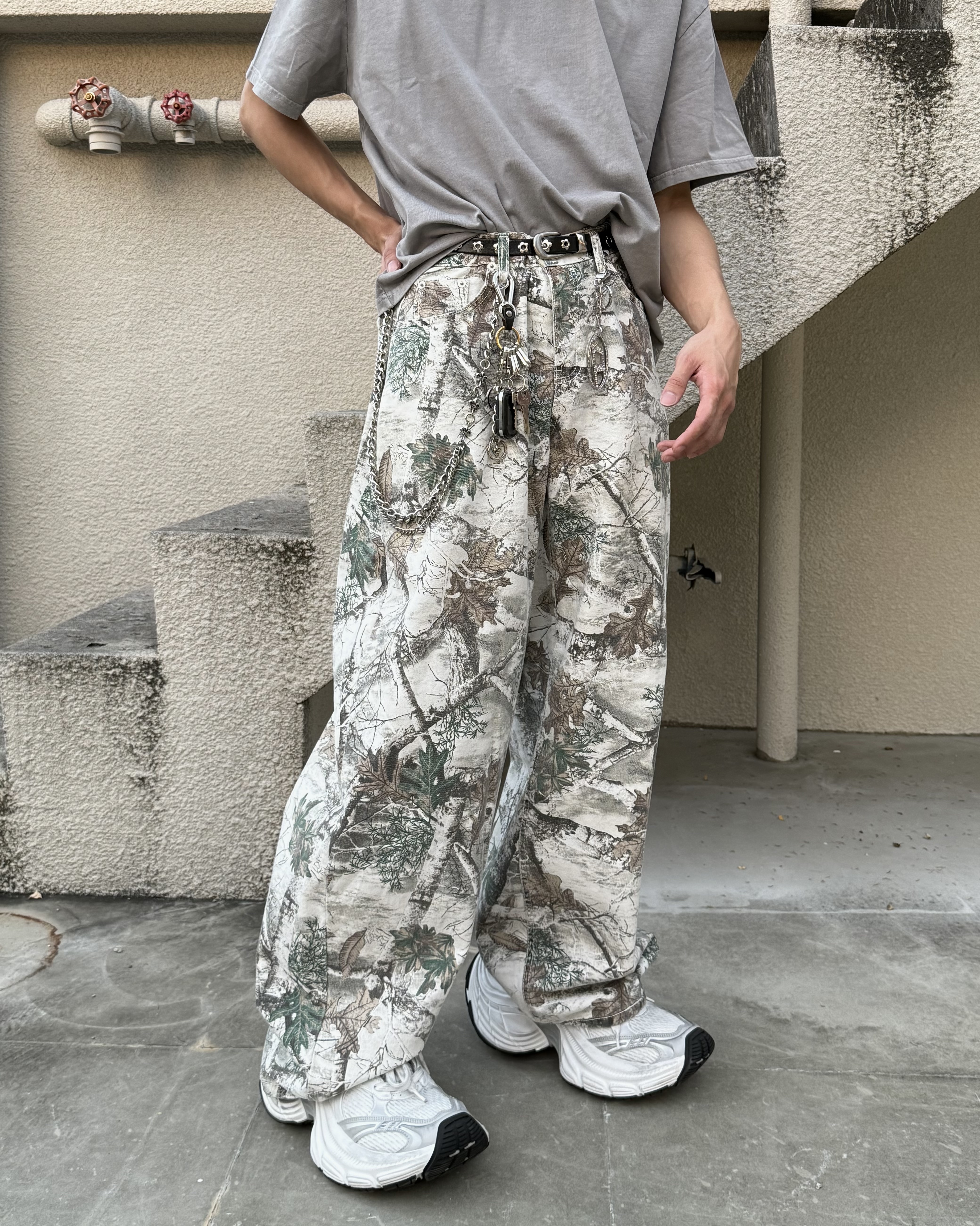 𝐇·𝐓·𝐒 韓國 迷霧森林 枯枝 樹枝造型 滿版 撞色 寬鬆 牛仔褲 長褲