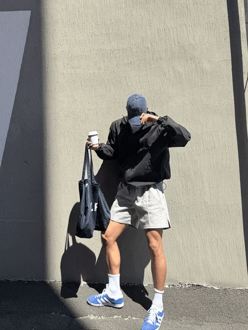 Duff 開衩鉚釘短褲