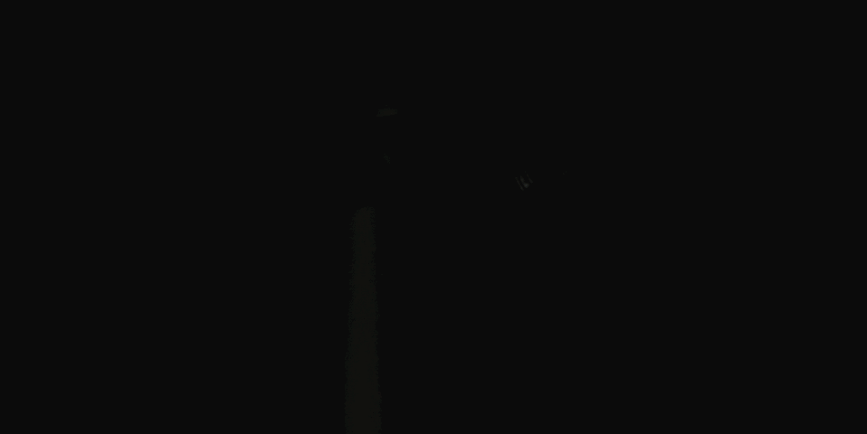 細緻噴砂工藝， 擁有絕佳手感與極具質感的外觀