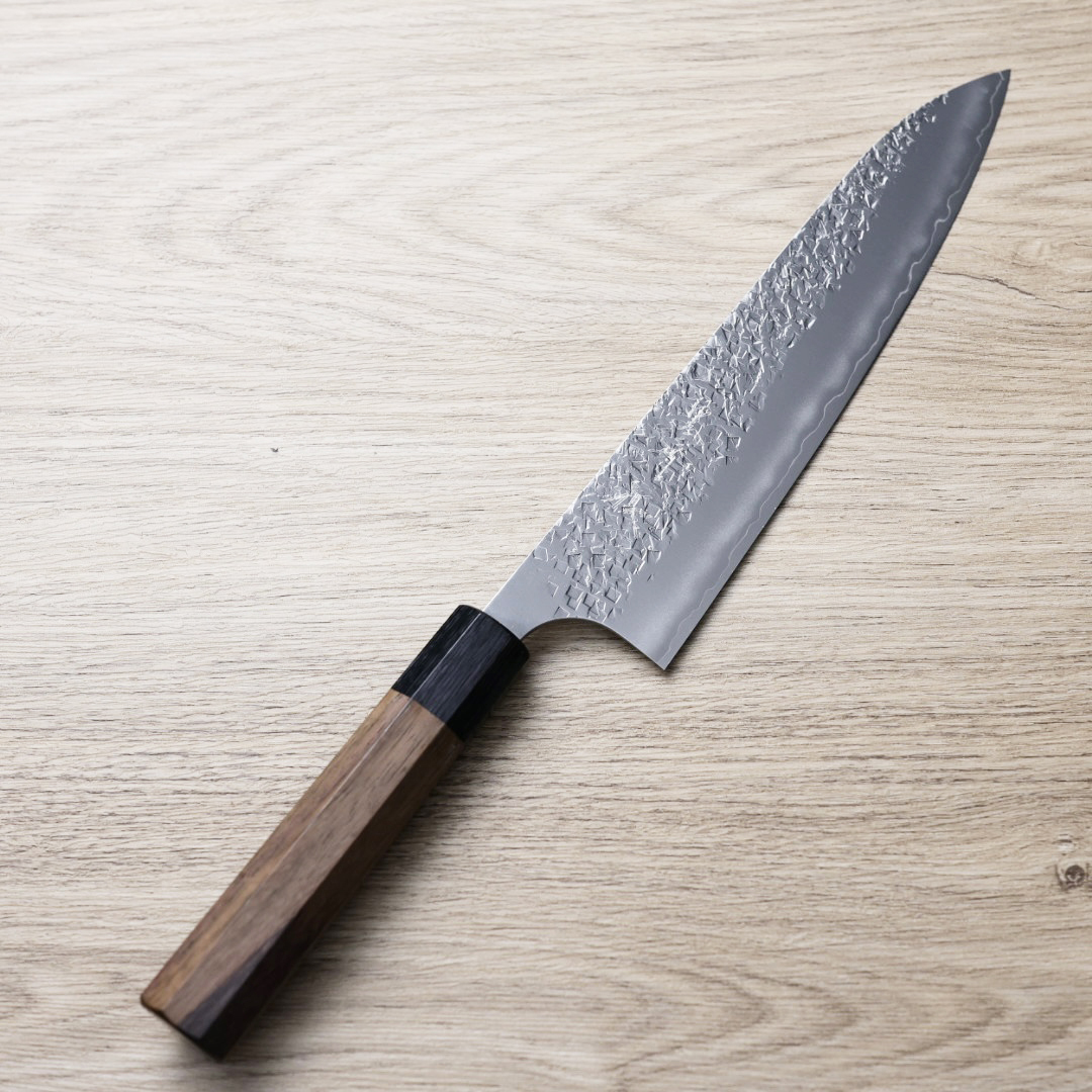 黑崎優 雫 牛刀 210mm SG2粉末HSS鋼