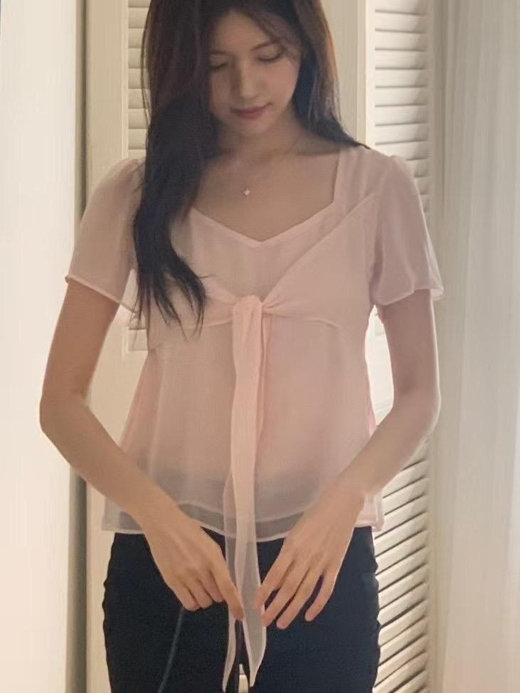 Chiffon ribbon bow blouse