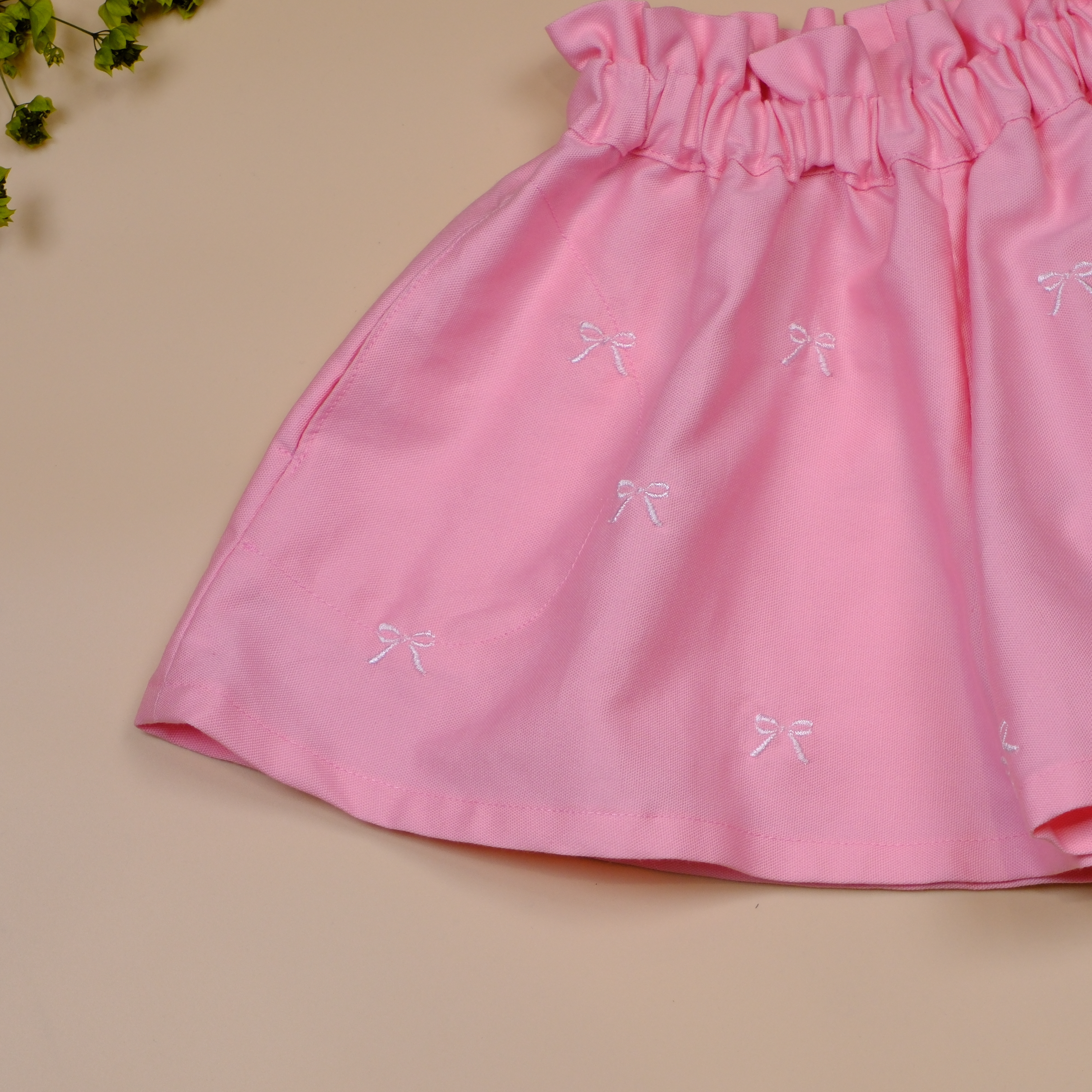 芭比粉 ◈ 蝴蝶結刺繡褲裙