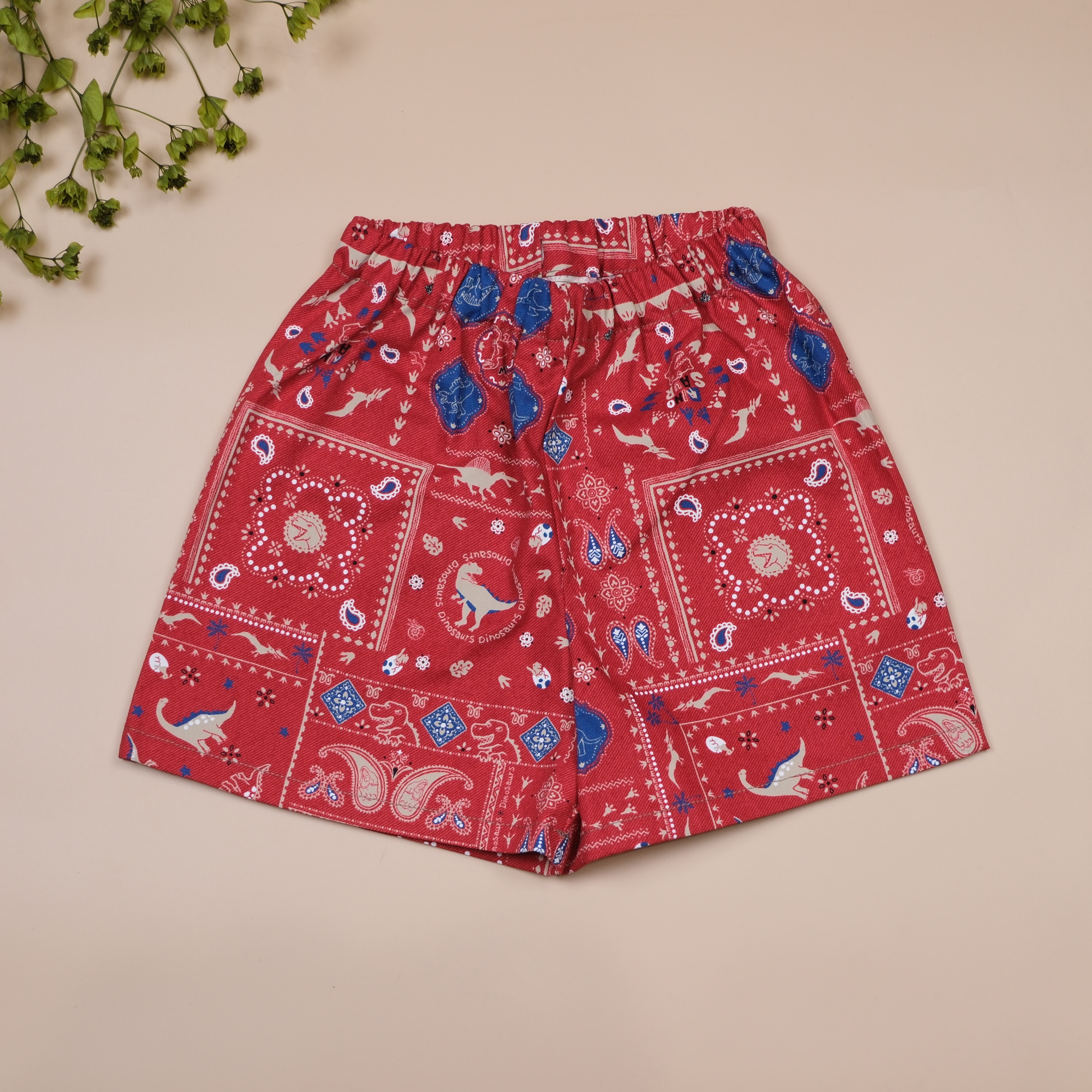 恐龍探險隊 ⋆ 紅色 ⋆ 短褲