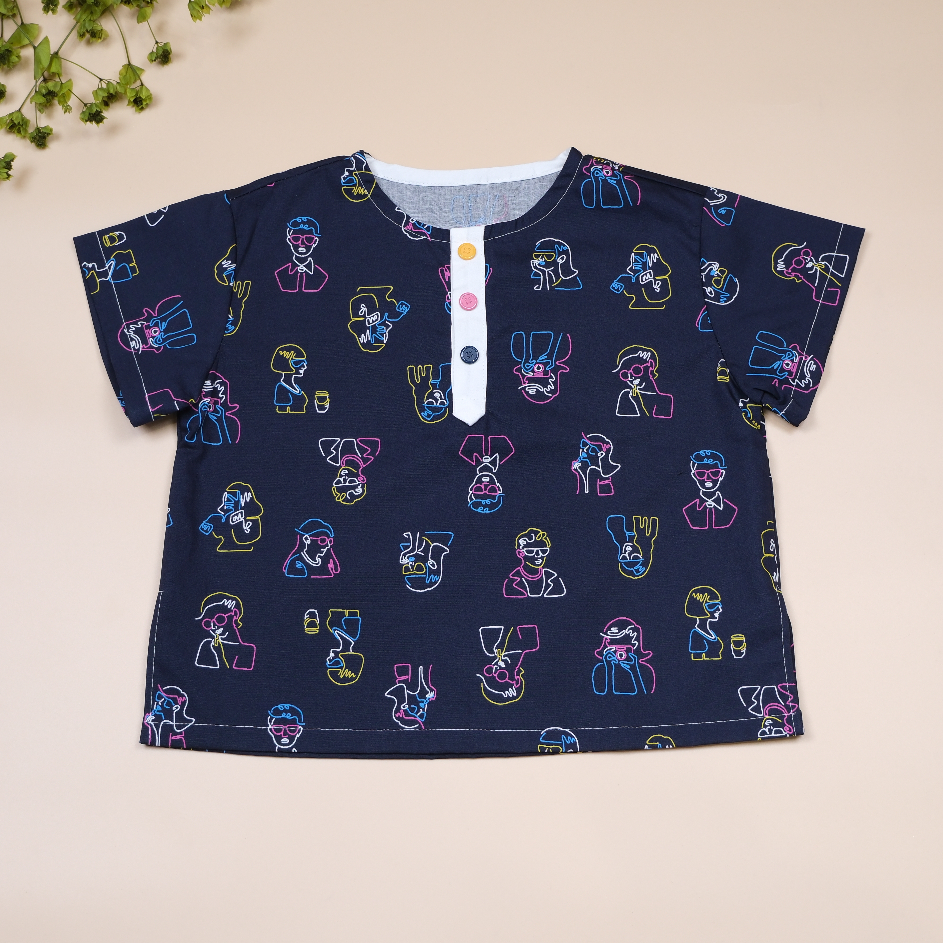 彩色塗鴉人 ◈ 前開釦短袖上衣