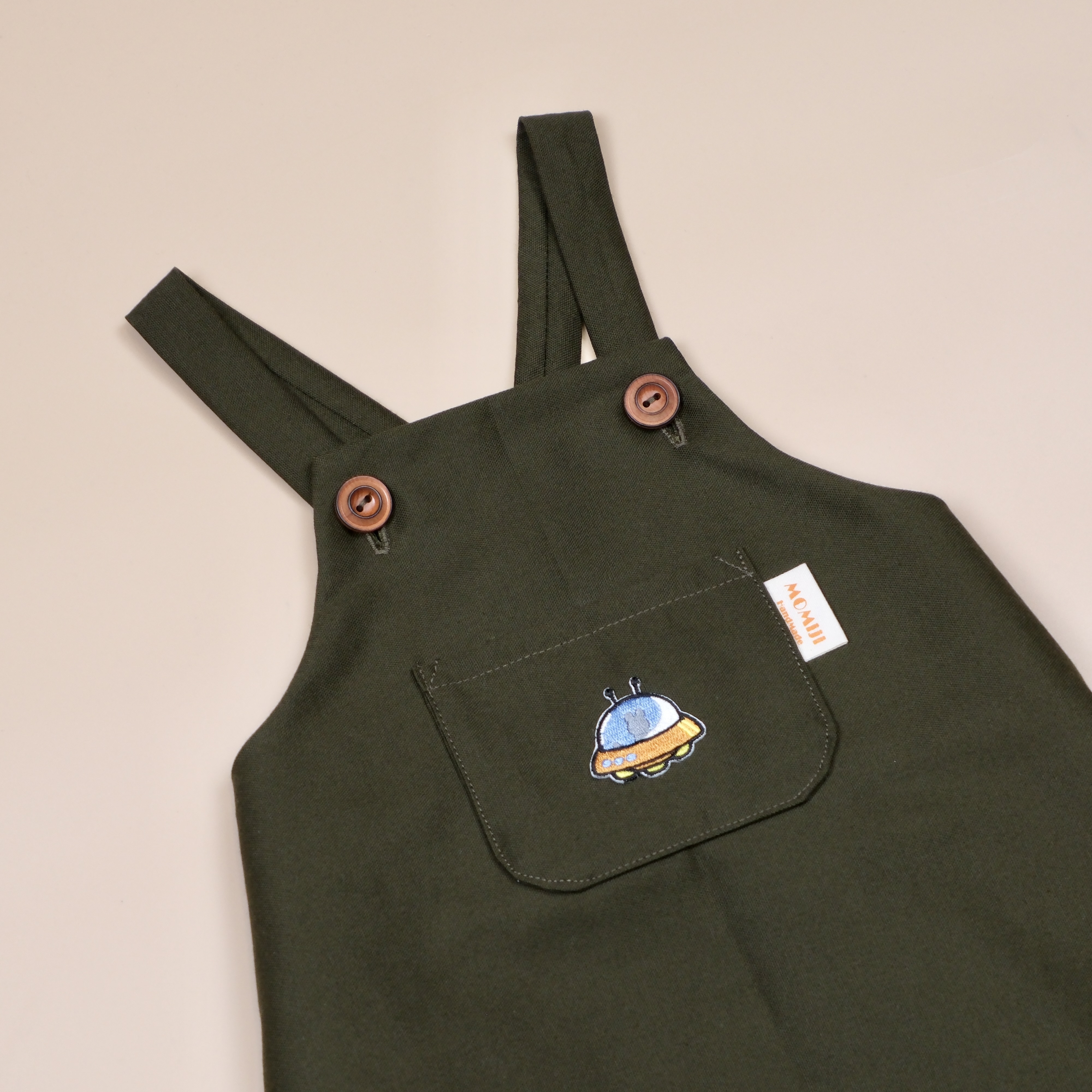 綠飛碟 ෆ 手作吊帶包屁衣