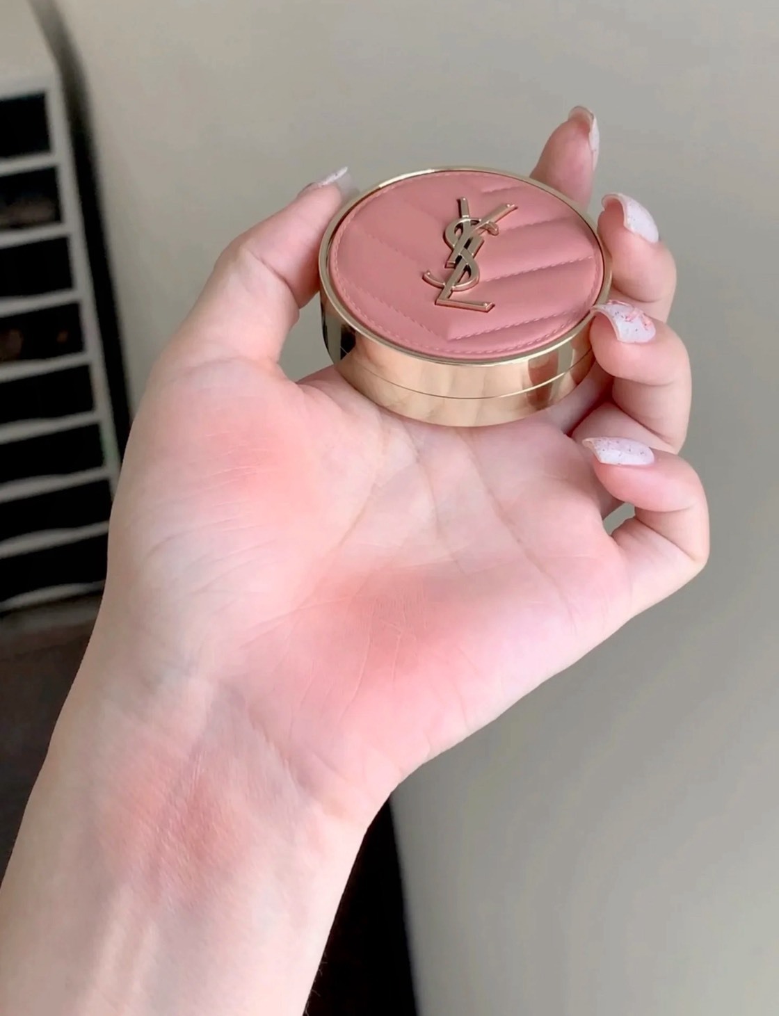 <美妝亂亂賣> YSL 恆久完美透膚煙染腮紅 #06