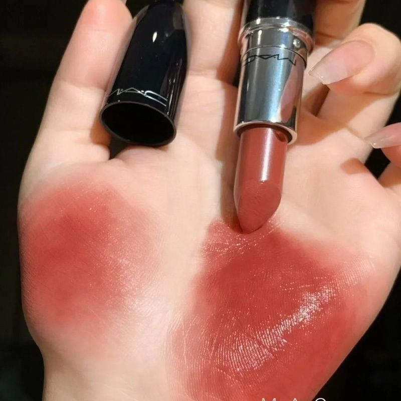 M.A.C 超水感持色水唇膏