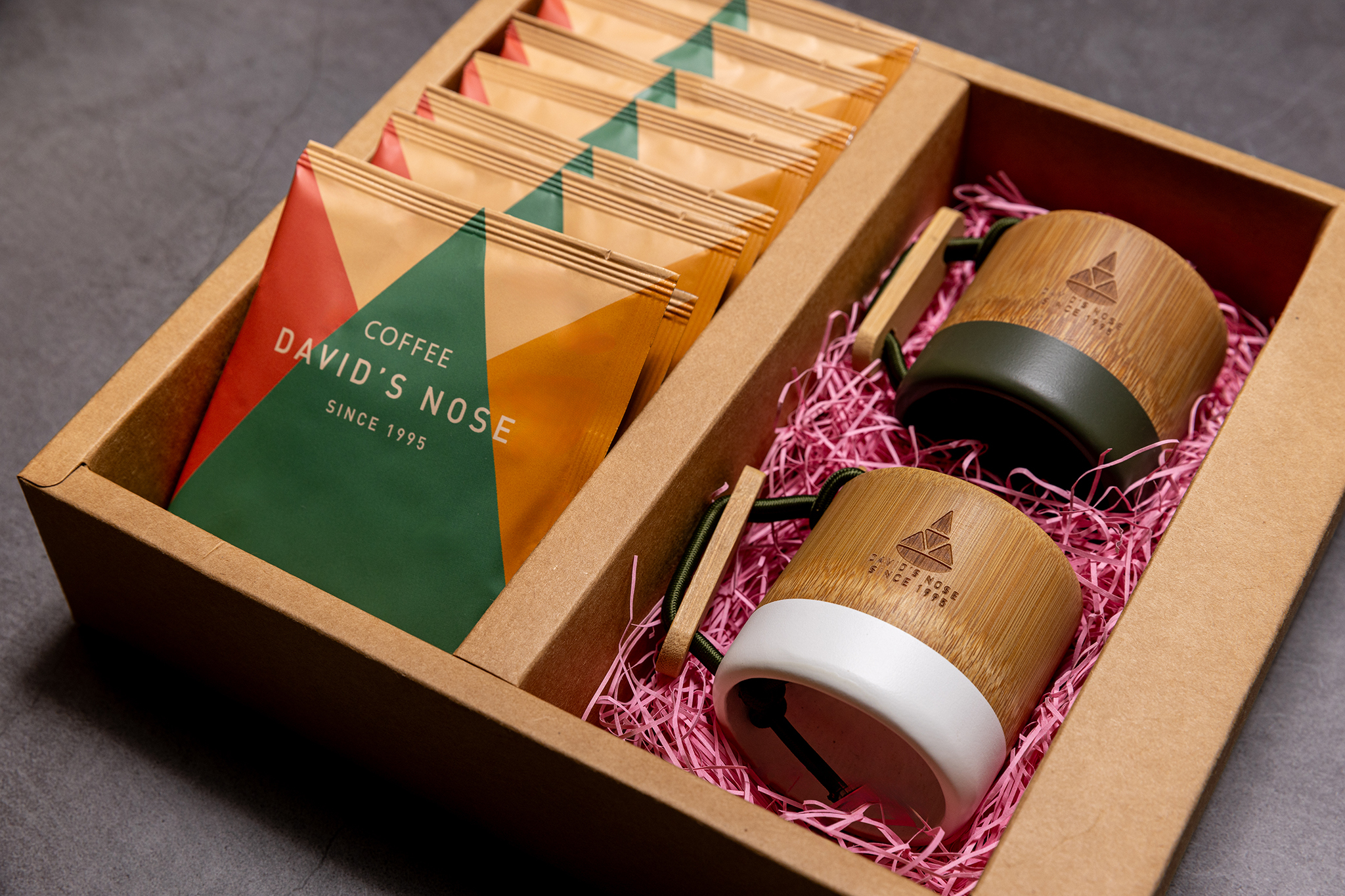 竹幸福似顏繪杯杯禮盒(內含任選8包隨身包咖啡)