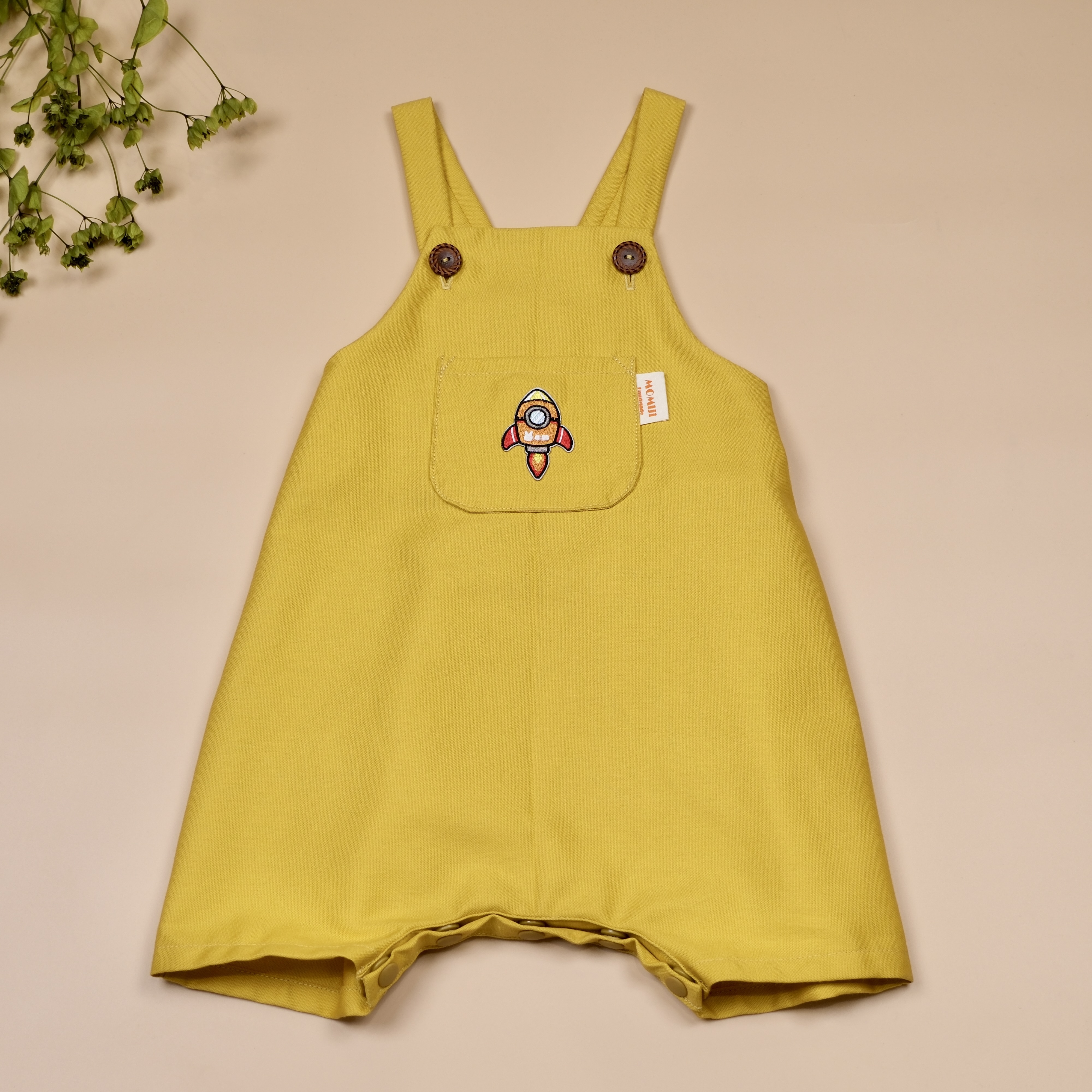 黃色火箭 ෆ 手作吊帶包屁衣