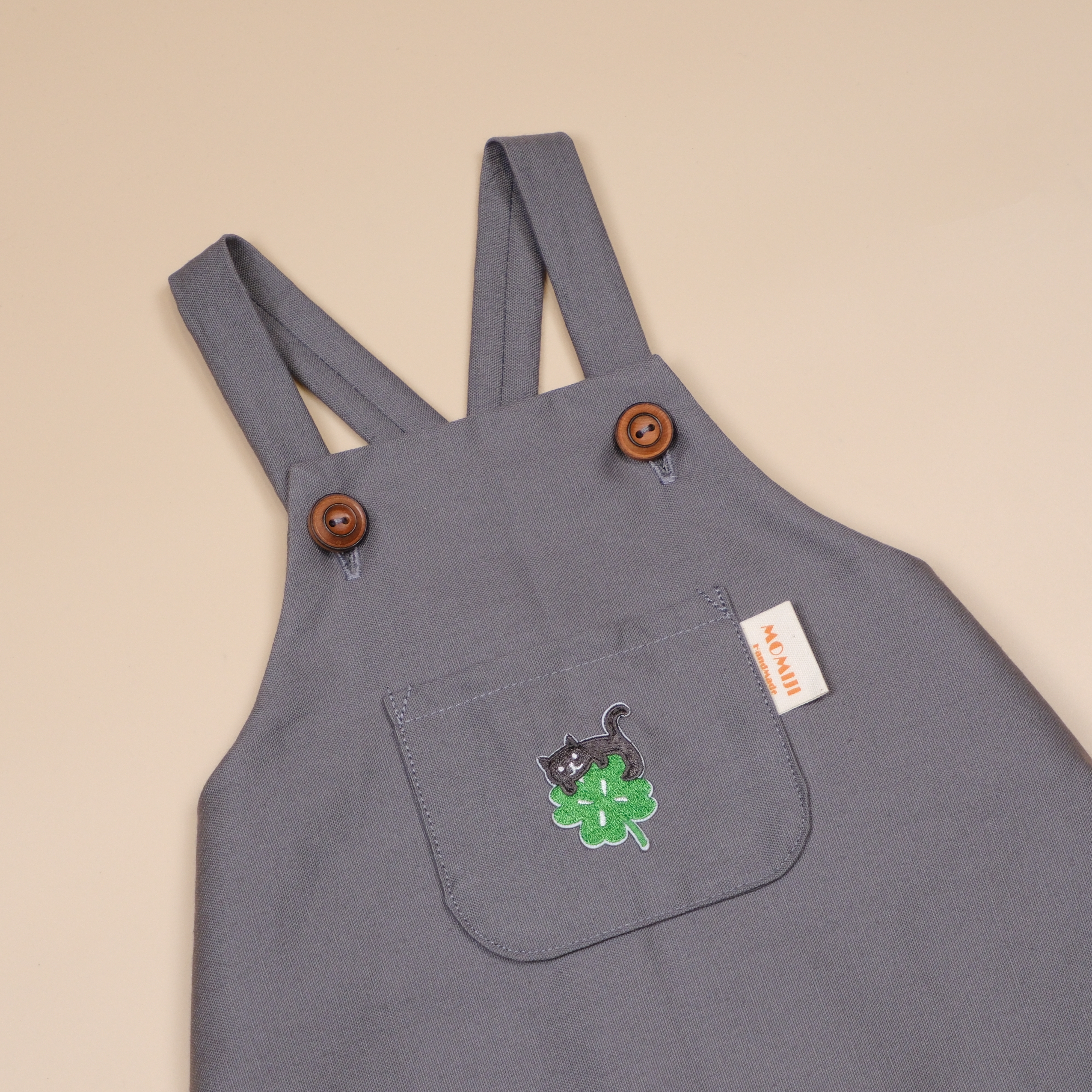 灰貓咪 ෆ 手作吊帶包屁衣