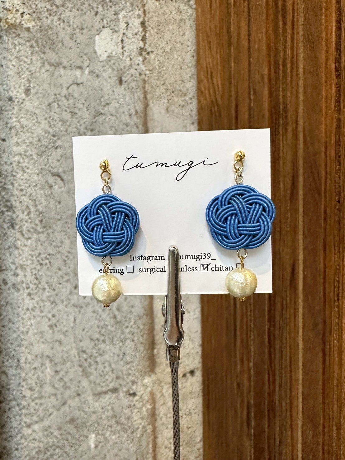 [TUMUGI] 水引梅結x珍珠耳環 | 瑠璃色 | 耳針 | NO.167