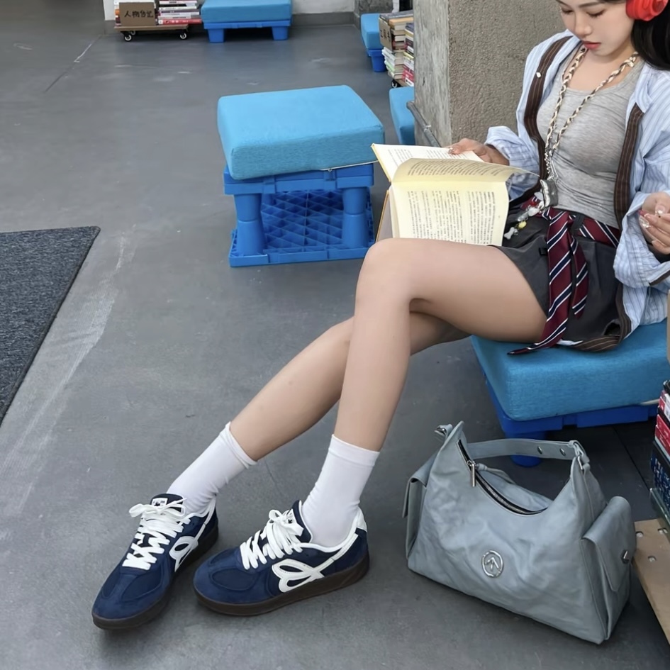 HBD x WE FLOWER 深藍 麂皮 小花鞋 德訓鞋 休閒百搭 WINTER同款