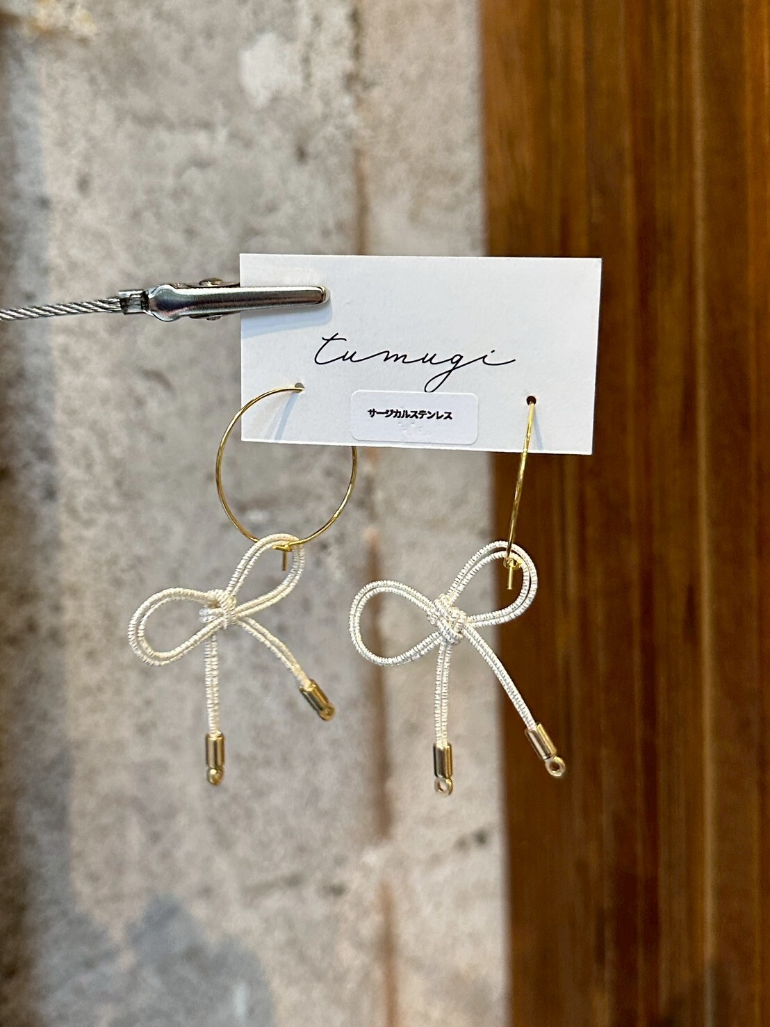 [TUMUGI] 水引蝴蝶結耳環 | 銀白 | 耳針 | NO.166