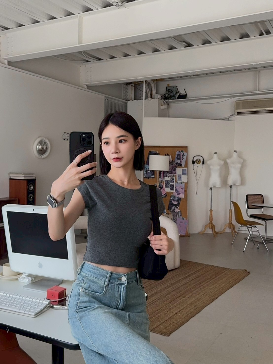 好身材彈力素面上衣