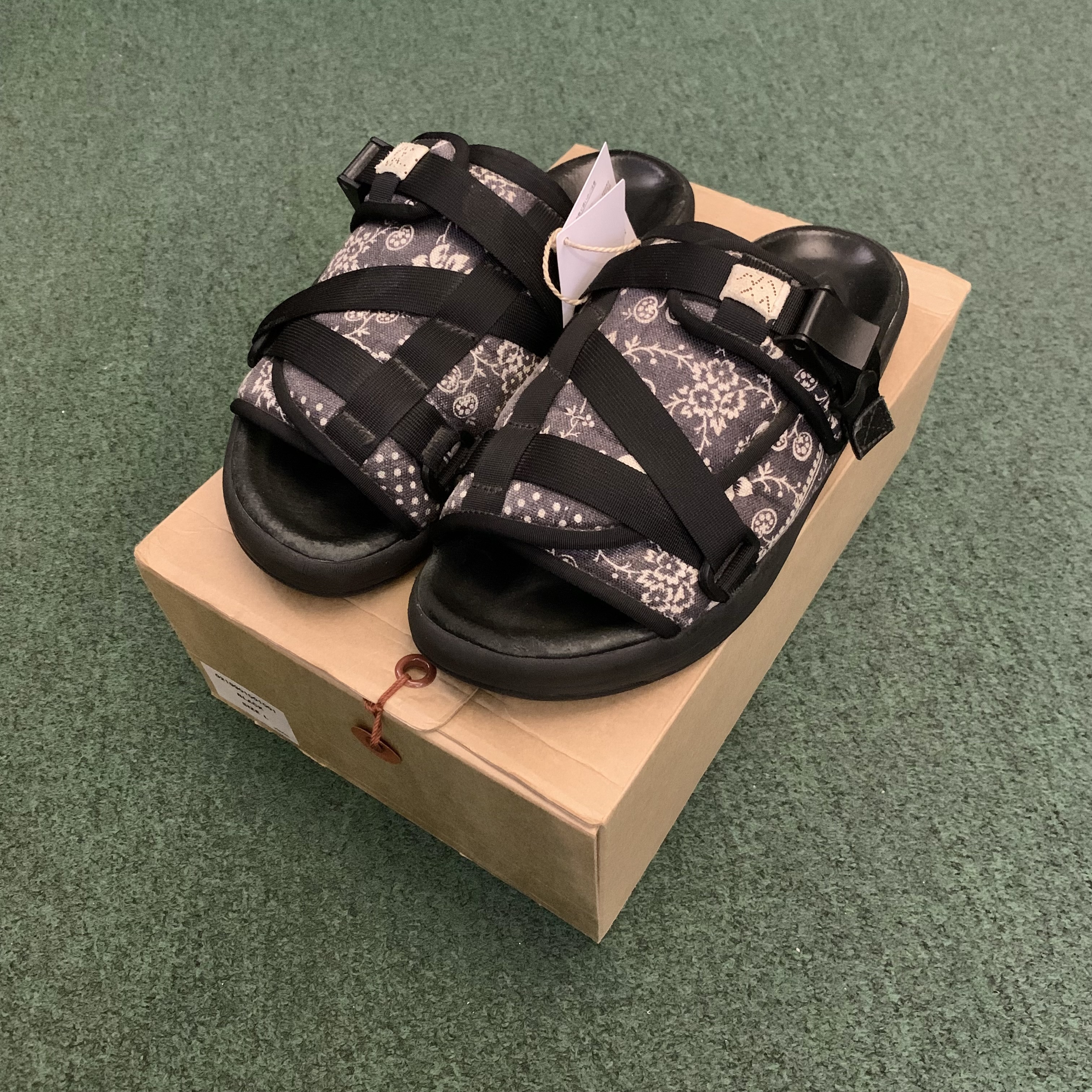 VISVIM ICT CHRISTO BANDANA (( USED B )) 中古 - BLACK SIZE L IN STOCK NOW (現貨發售中)