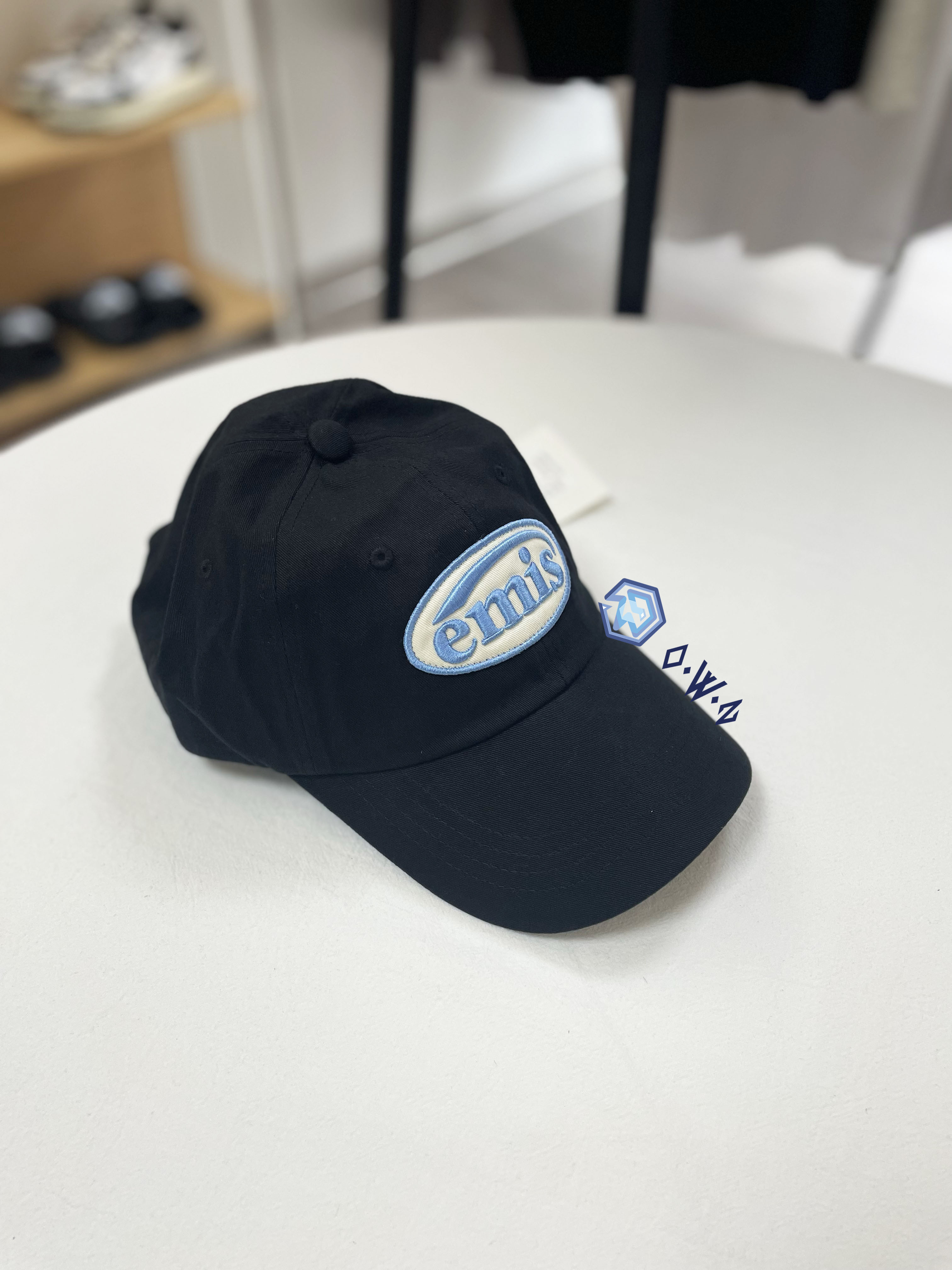 【OWN】EMIS 秋冬新品 經典 大LOGO 休閒 老帽 鴨舌帽 韓系 造型 不分男女 E17-24