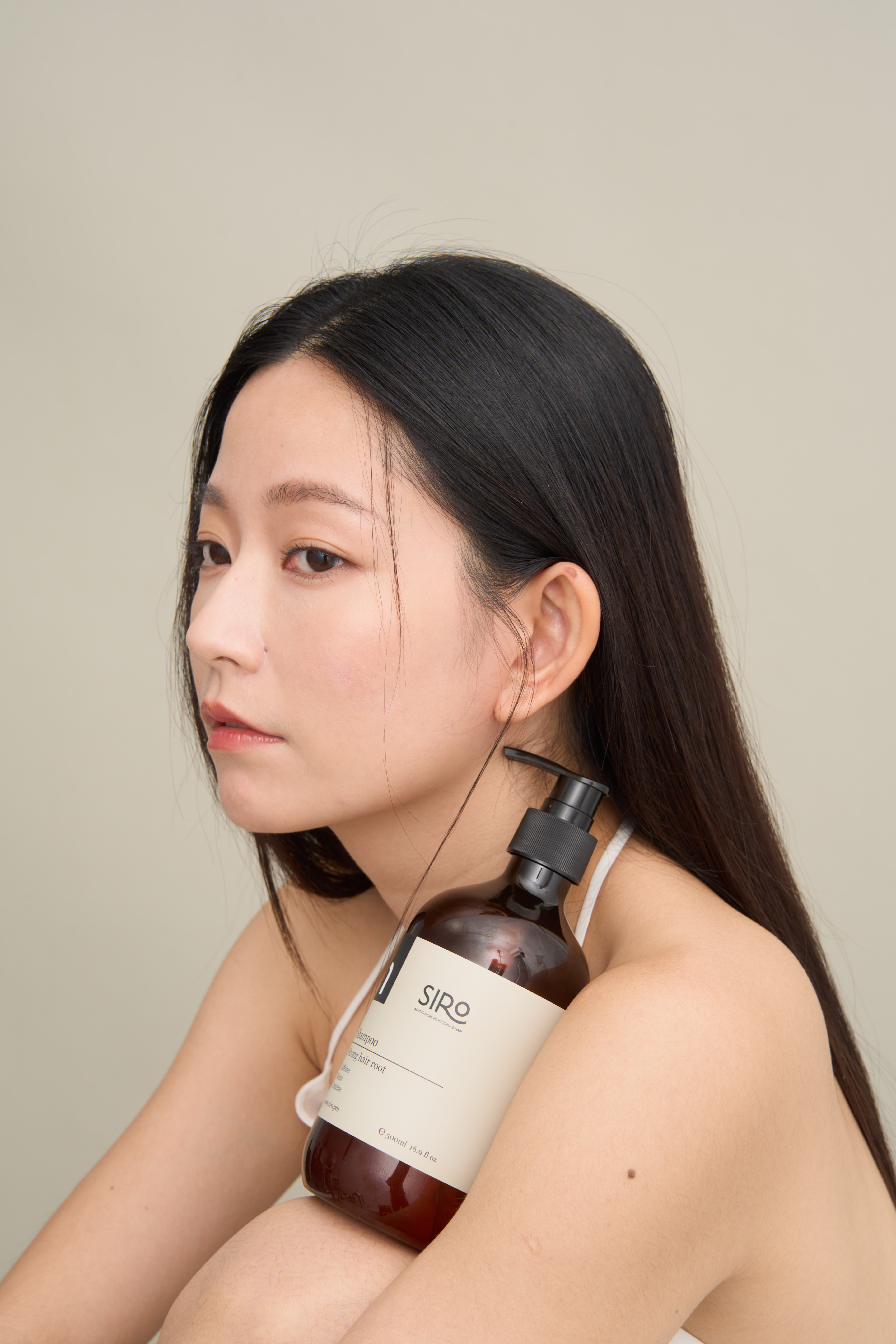 換季掉髮推薦使用SIRO「1 號強健髮根洗髮露」