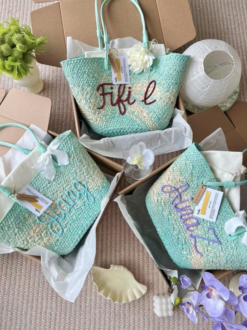 𝐊𝐫.𝐈𝐀𝐌 x 𝐓𝐡𝐚𝐢𝐥𝐚𝐧𝐝 𝐇𝐚𝐧𝐝𝐦𝐚𝐝𝐞 薄荷曼波草繡字草編織袋