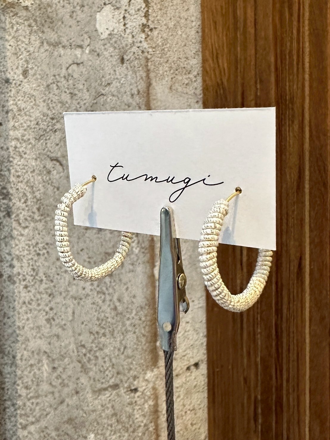 [TUMUGI] 水引線圈耳環 | 銀白 | 耳針 | NO.145