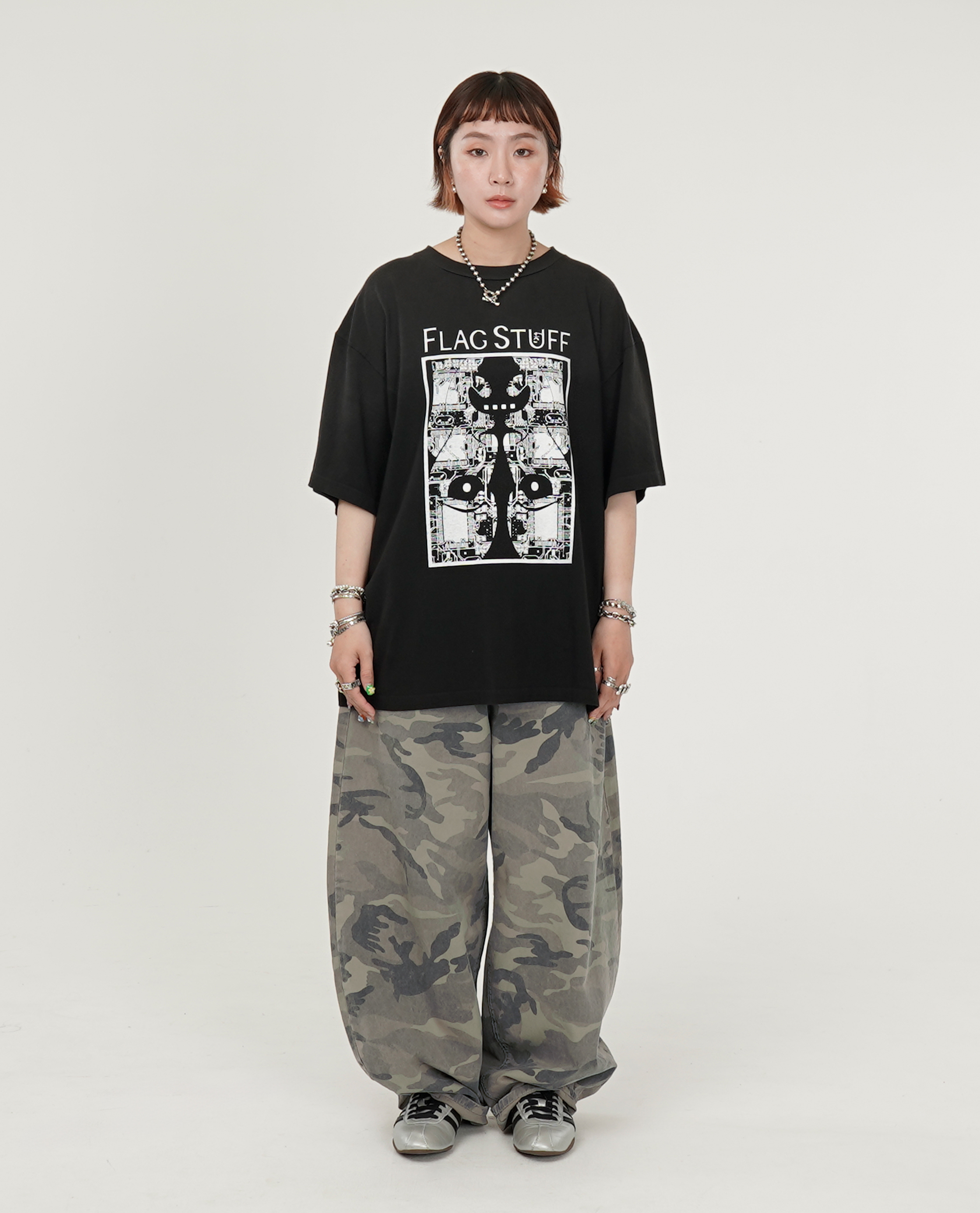 F-LAGSTUF-F ”FACE” TEE - 25SS