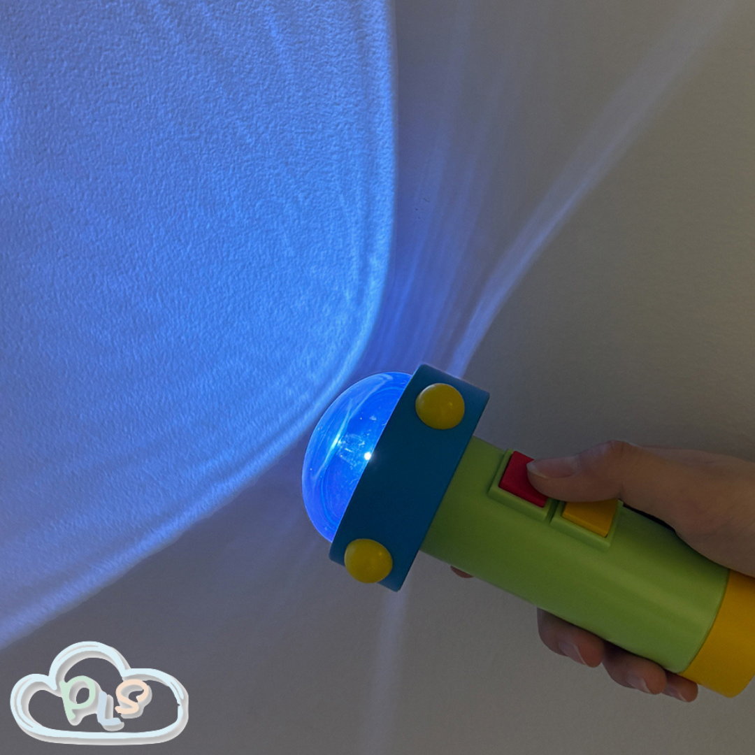 現貨 放大縮小燈 手電筒 多啦A夢 未來百貨 綠色 #40004