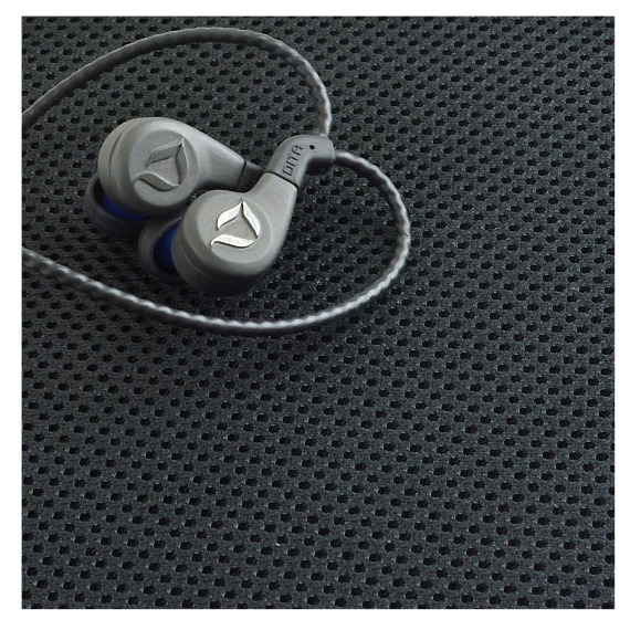 VanNuys D951 Earphone Protective Cases