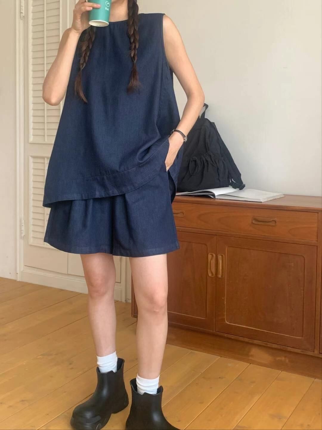 Denim back layered vest & shorts set