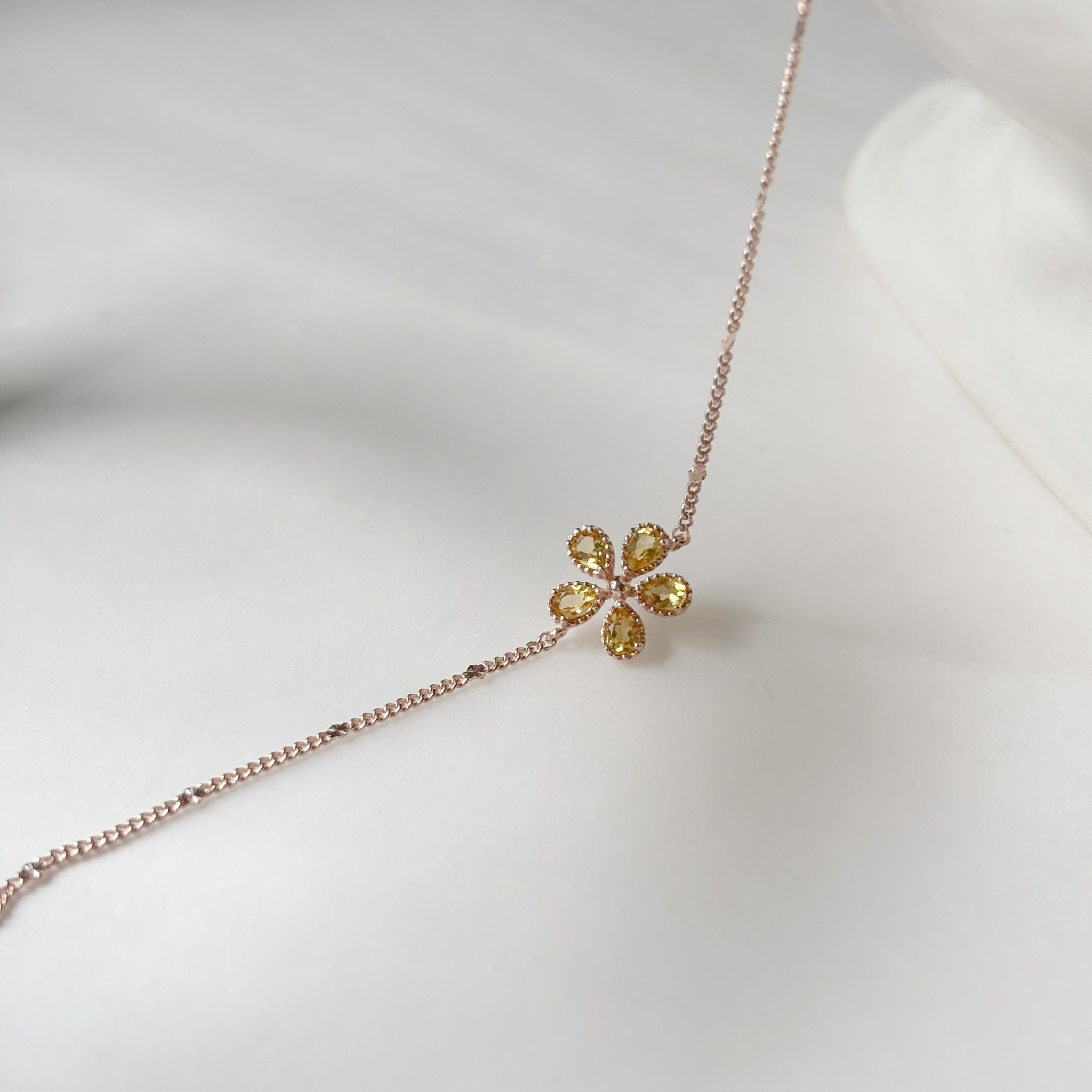 Daisy黃水晶手鏈