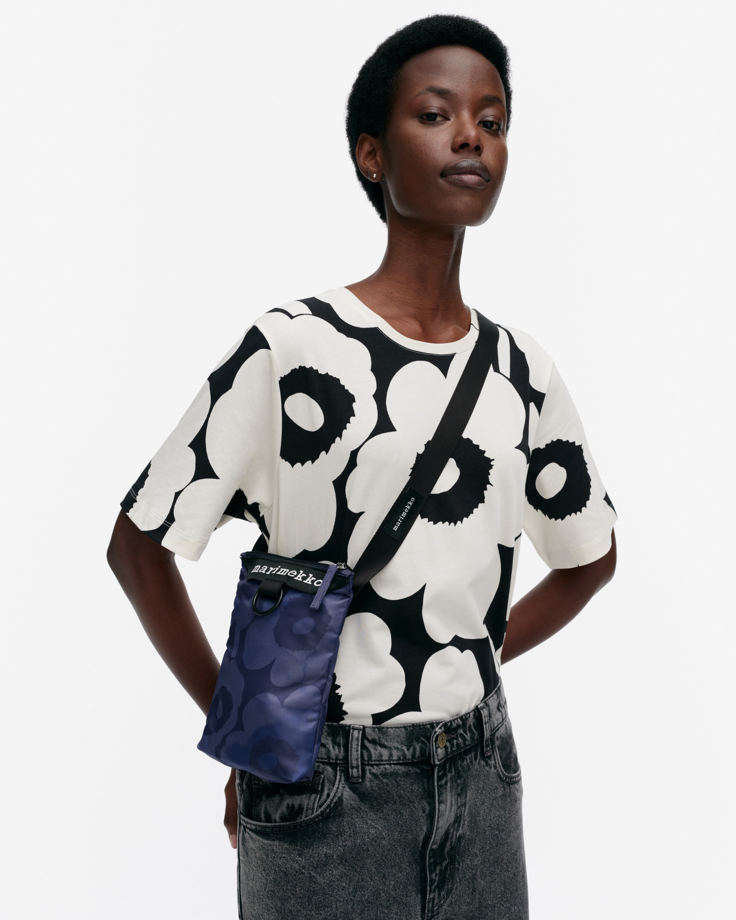 NEAT PHONE POCKET UNIKKO 印花手機袋