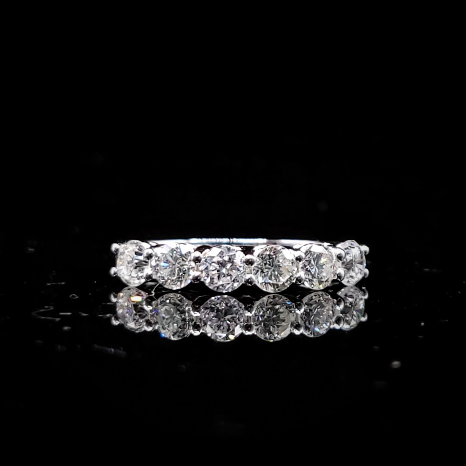 18K White Gold 1.12ct Diamond Ring