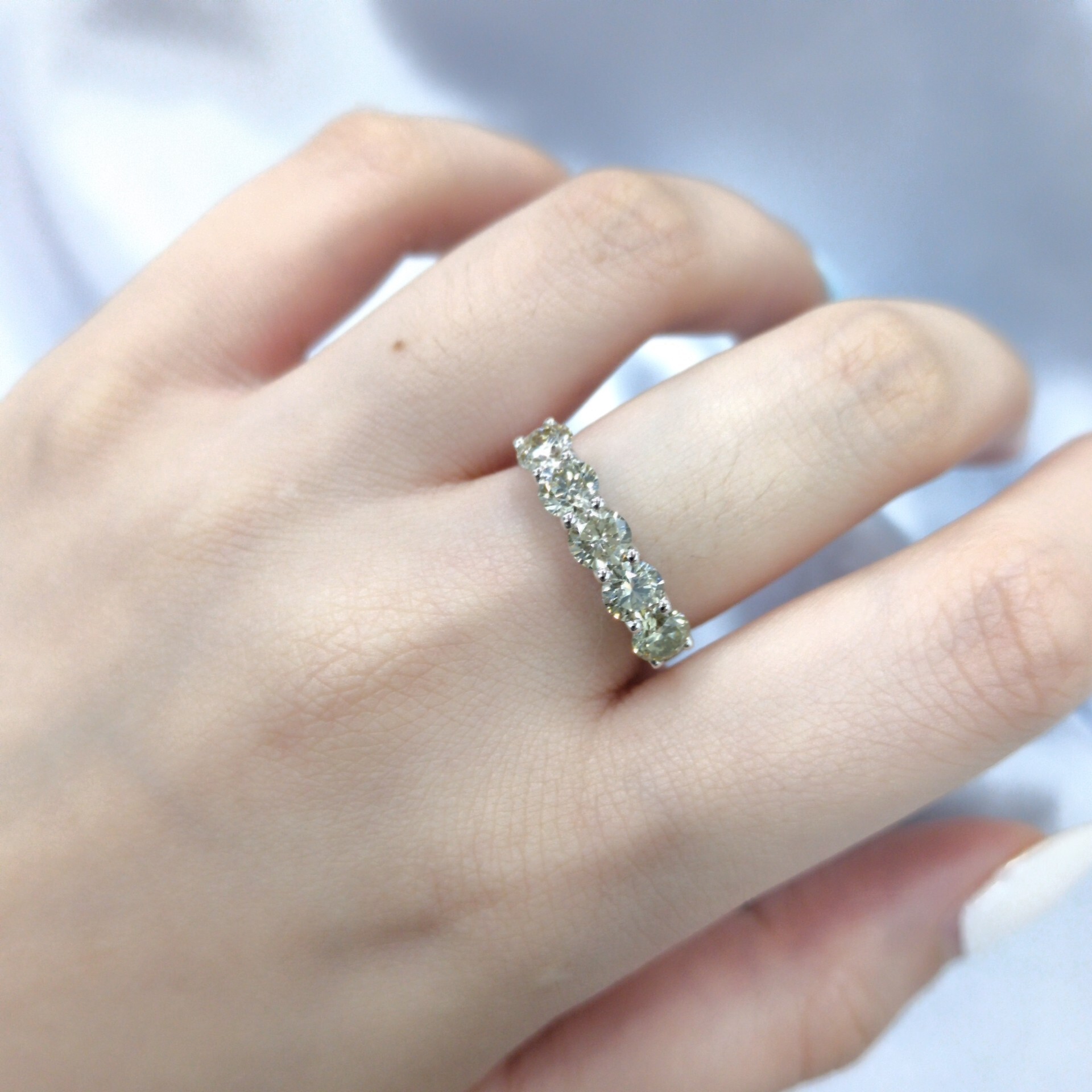 18K White Gold 1.55ct Diamond Ring