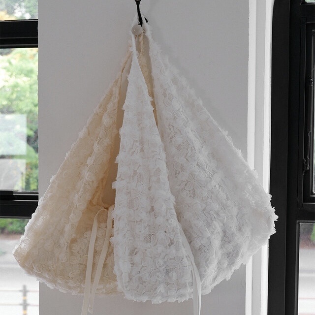 <韓國代購> VOOR JENNE LACE FLOWER SHOULDER BAG