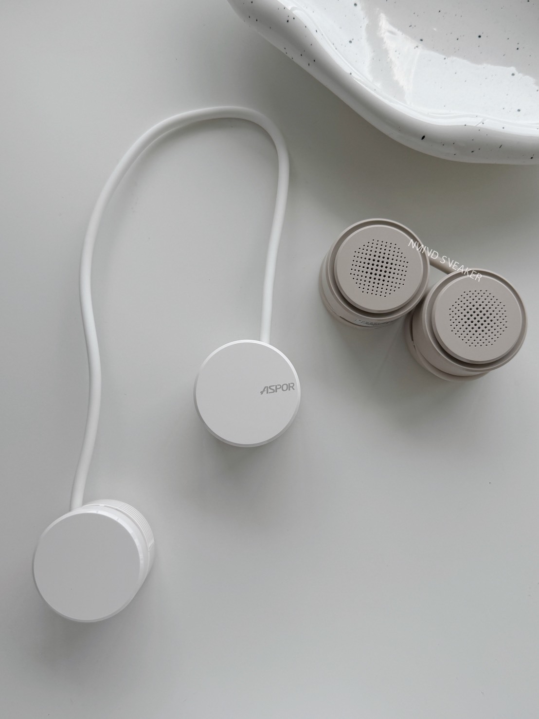 <快速出貨> ASPOR輕巧頸掛式風扇 FN-366