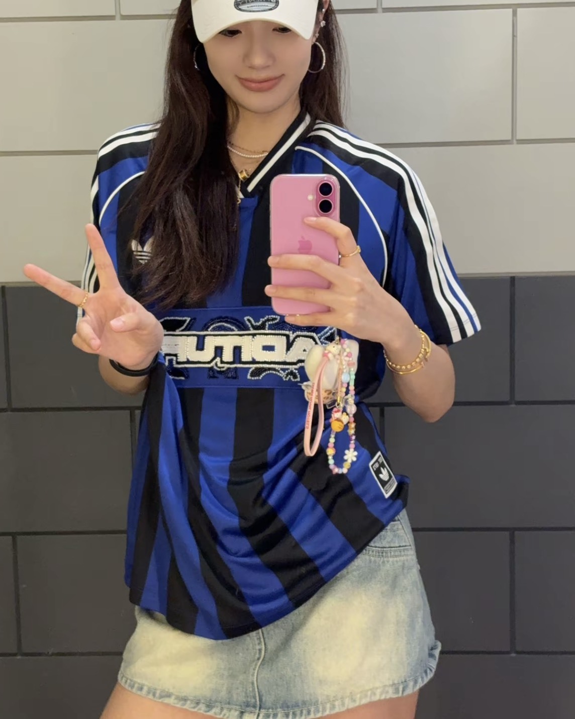 <新款報到‼> ADIDAS OG 復古美式V領直紋短T 2色