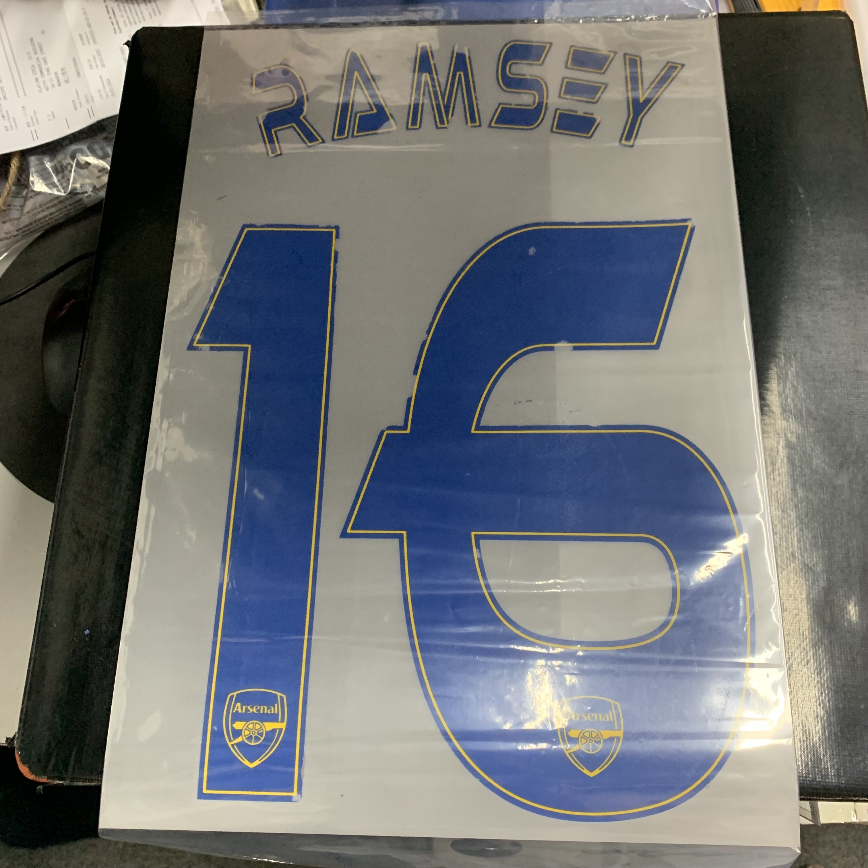 Arsenal Vintage Nameset (Free)