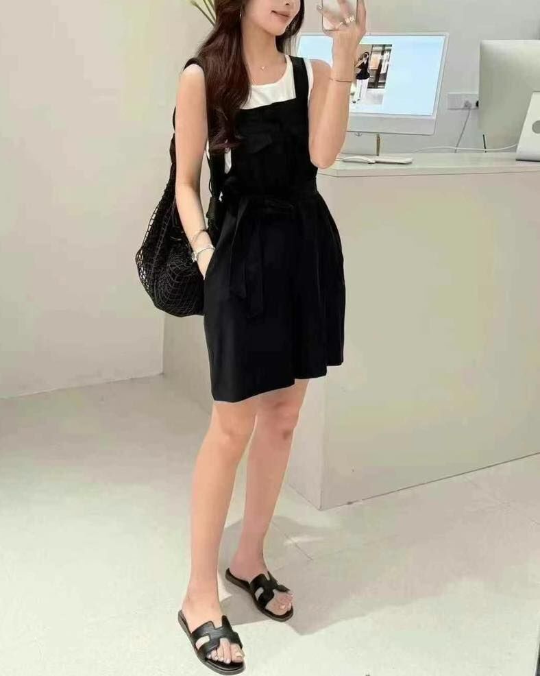 【簡約俐落的前排釦綁腰連身吊帶褲套裝組】（現貨）