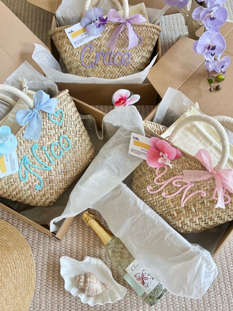 𝐊𝐫.𝐈𝐀𝐌 x 𝐓𝐡𝐚𝐢𝐥𝐚𝐧𝐝 𝐇𝐚𝐧𝐝𝐦𝐚𝐝𝐞 繡字草編織提籃 (小號)