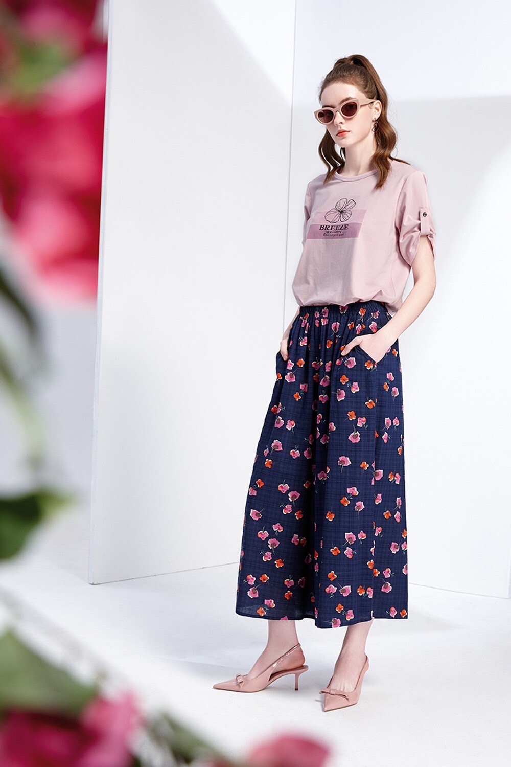 休閒渡假風時尚漸層色印花顯瘦袖口袖帶釦子造型修身棉T W6682