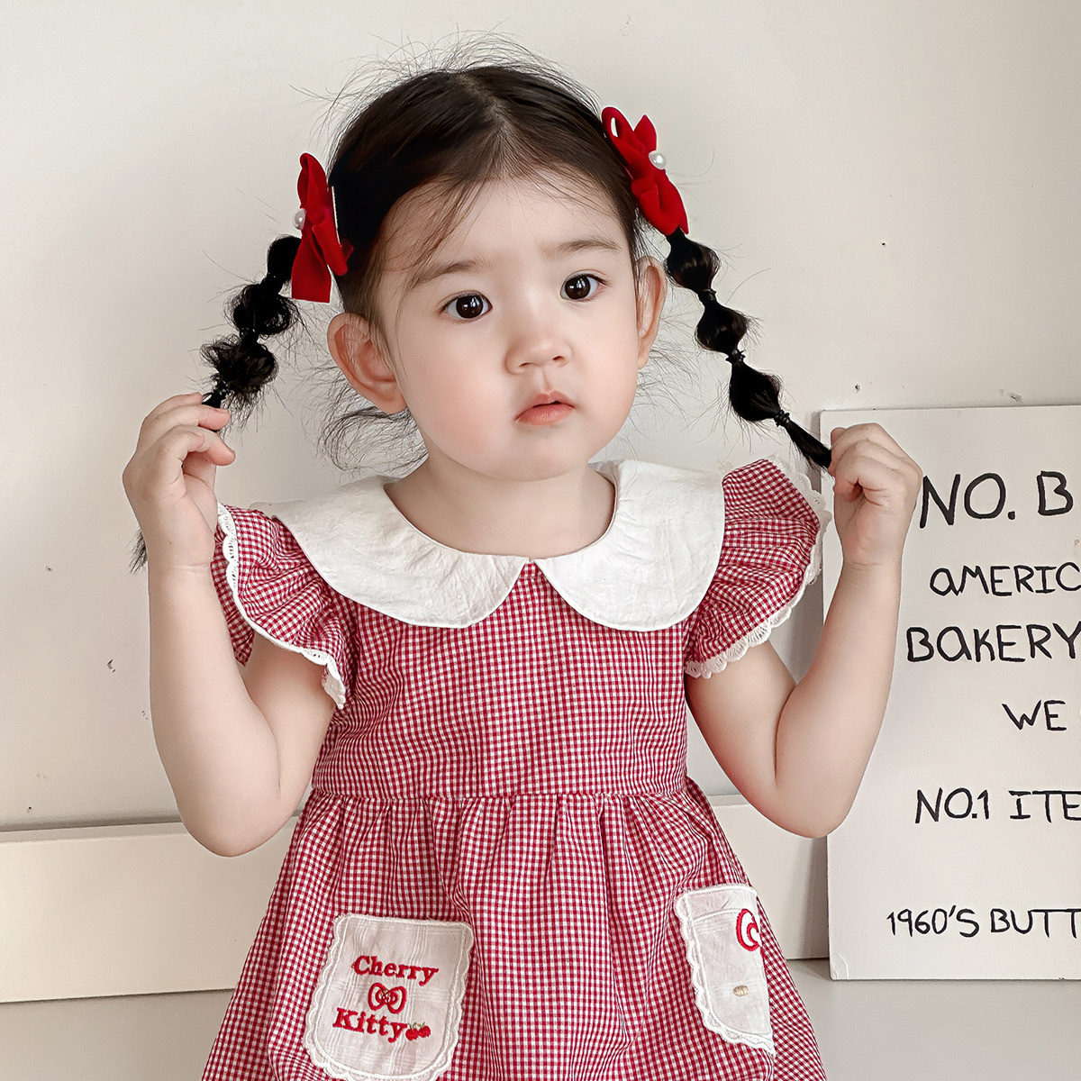 櫻桃紅格飛袖洋裝