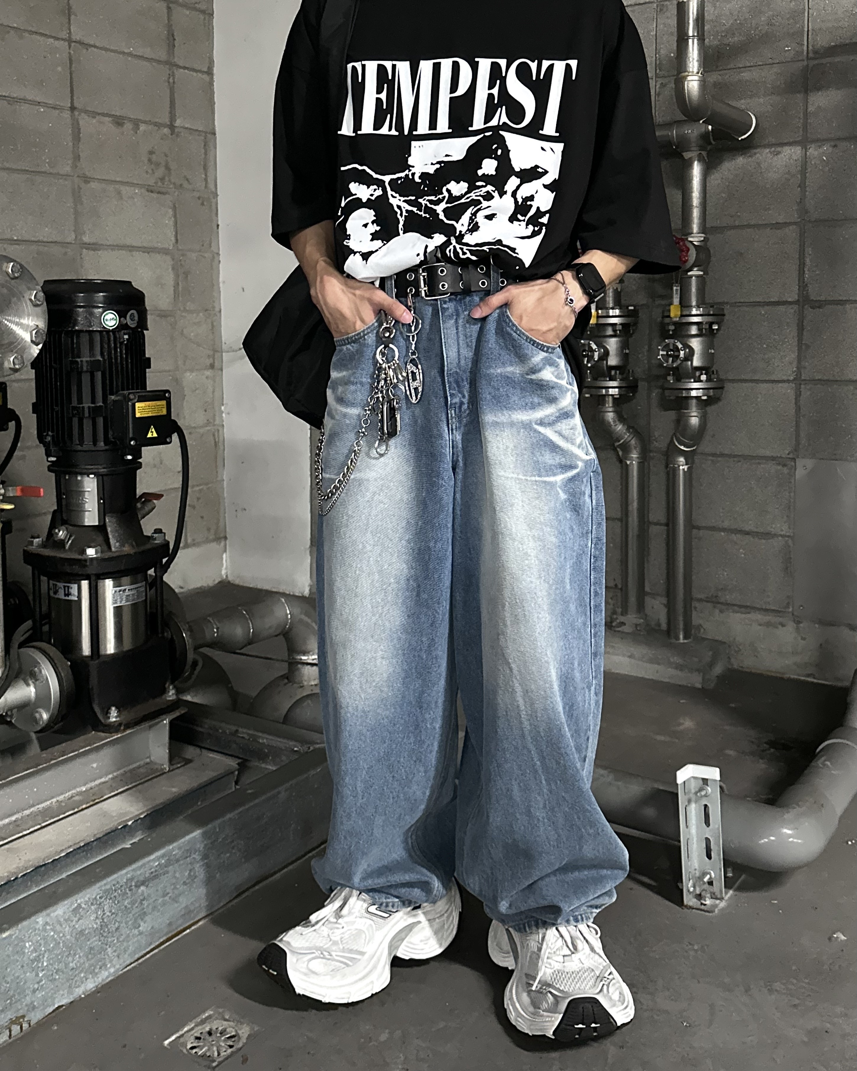 𝐇·𝐓·𝐒 韓國 刷白設計  復古水洗 天空藍 摺痕 廓形 落地 牛仔褲 長褲