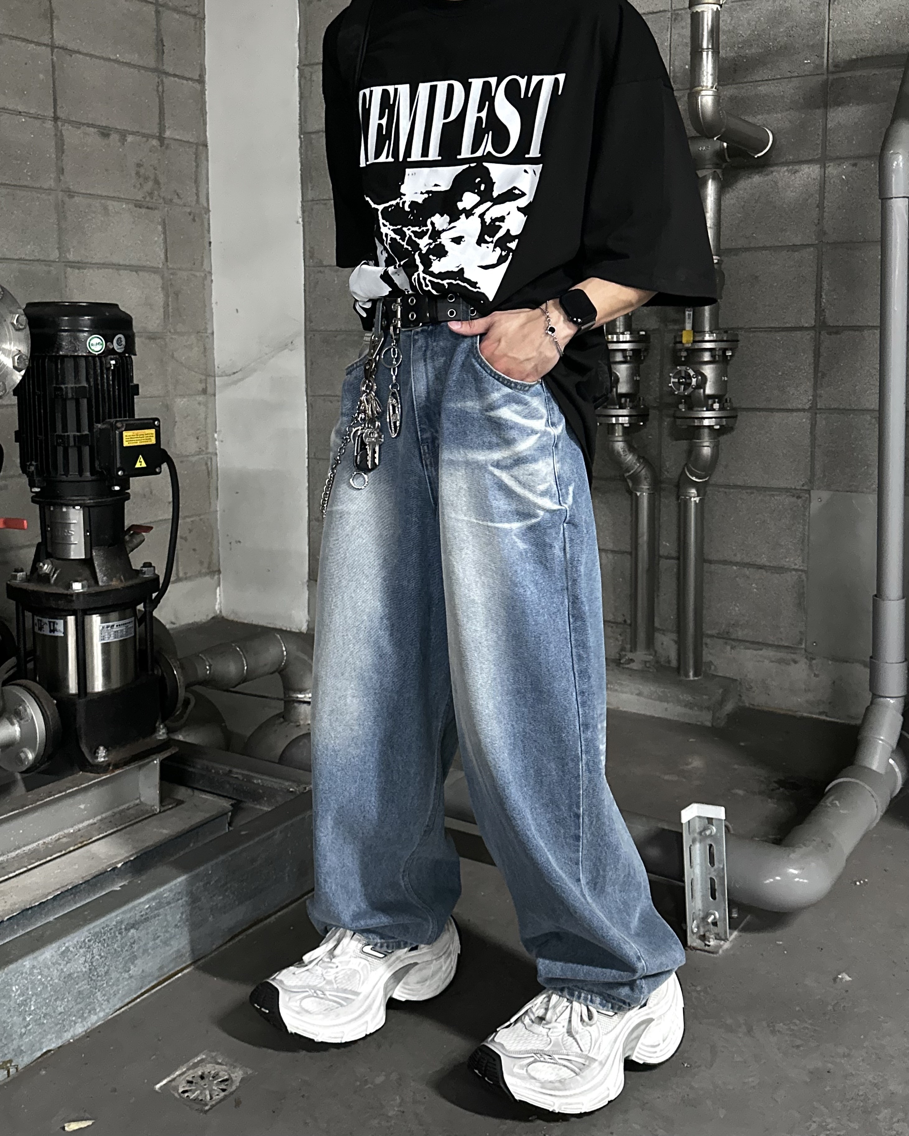 𝐇·𝐓·𝐒 韓國 刷白設計  復古水洗 天空藍 摺痕 廓形 落地 牛仔褲 長褲