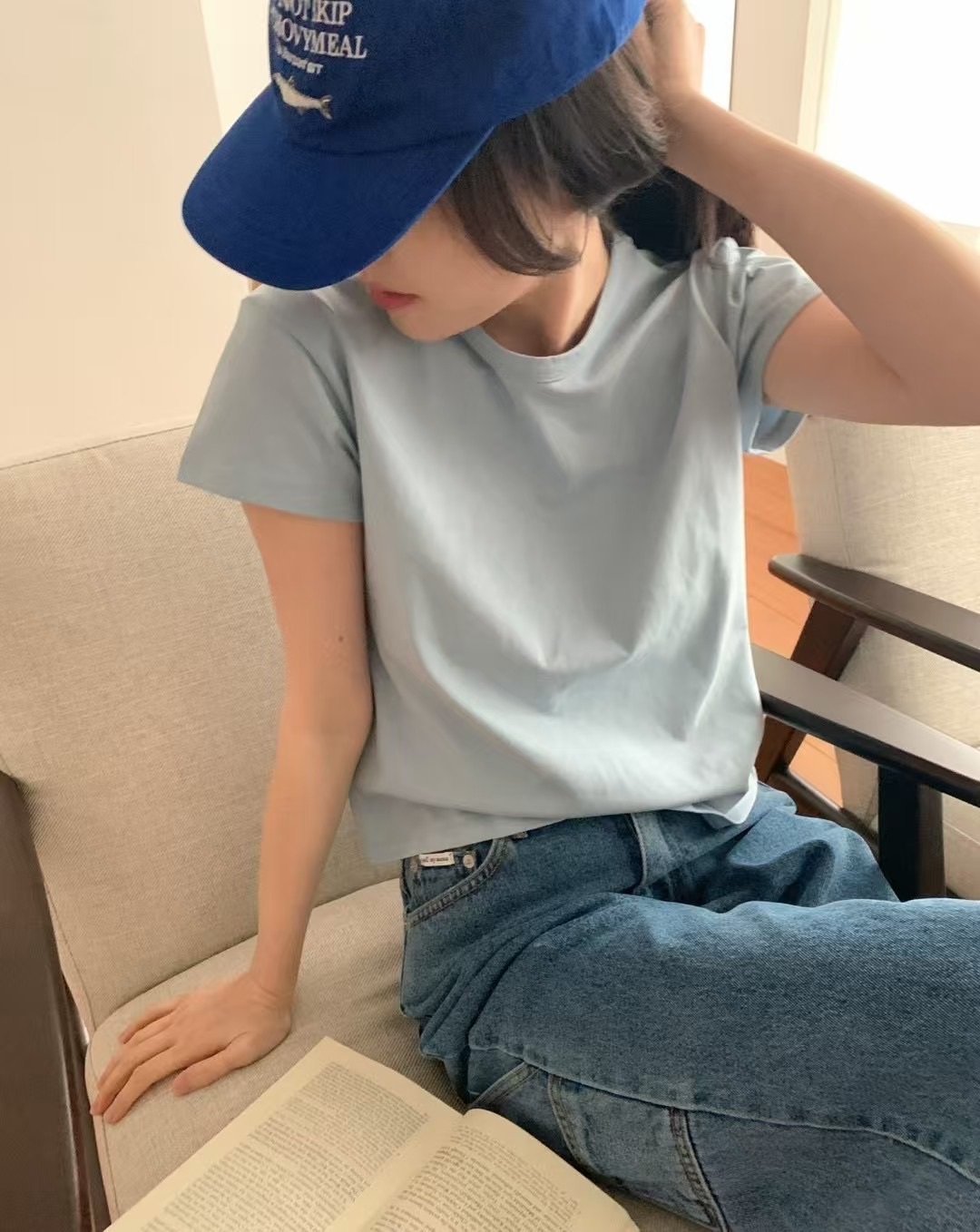 simple & neat basic tee