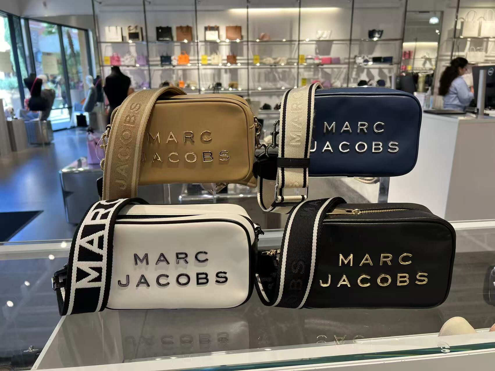 【現貨】Marc Jacobs G060615 金屬LOGO拼色粗帶相機包