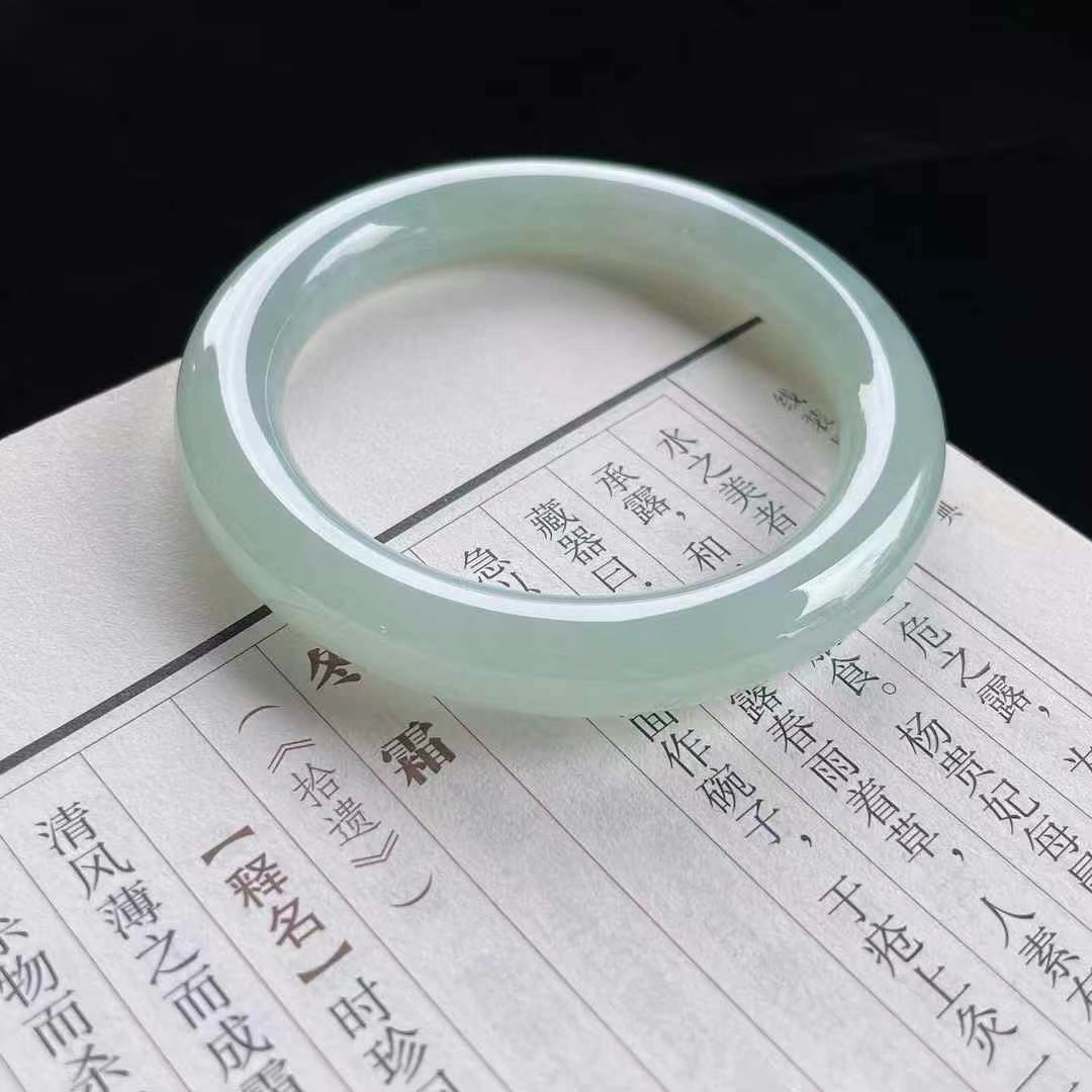 冰糯晴水翡翠圓條手鐲,天然翡翠A玉, 緬甸玉, Jade, Jadeite