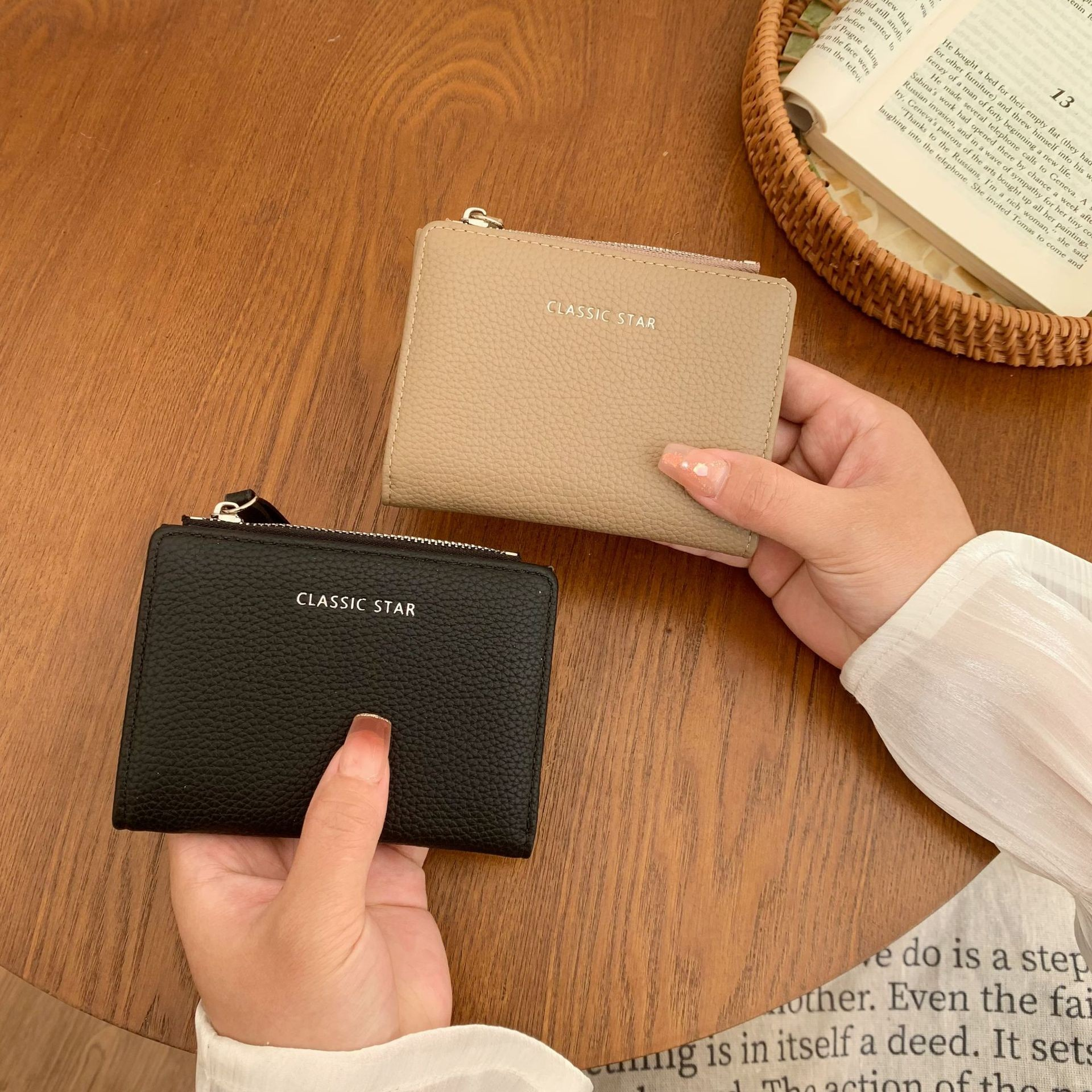 Litchi Texture Minimalist Zipper Short Wallet