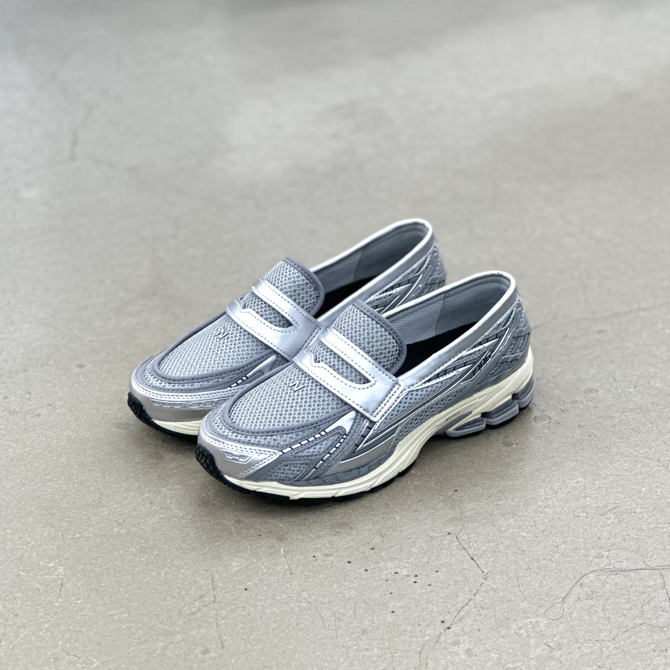 New Balance U1906LAE