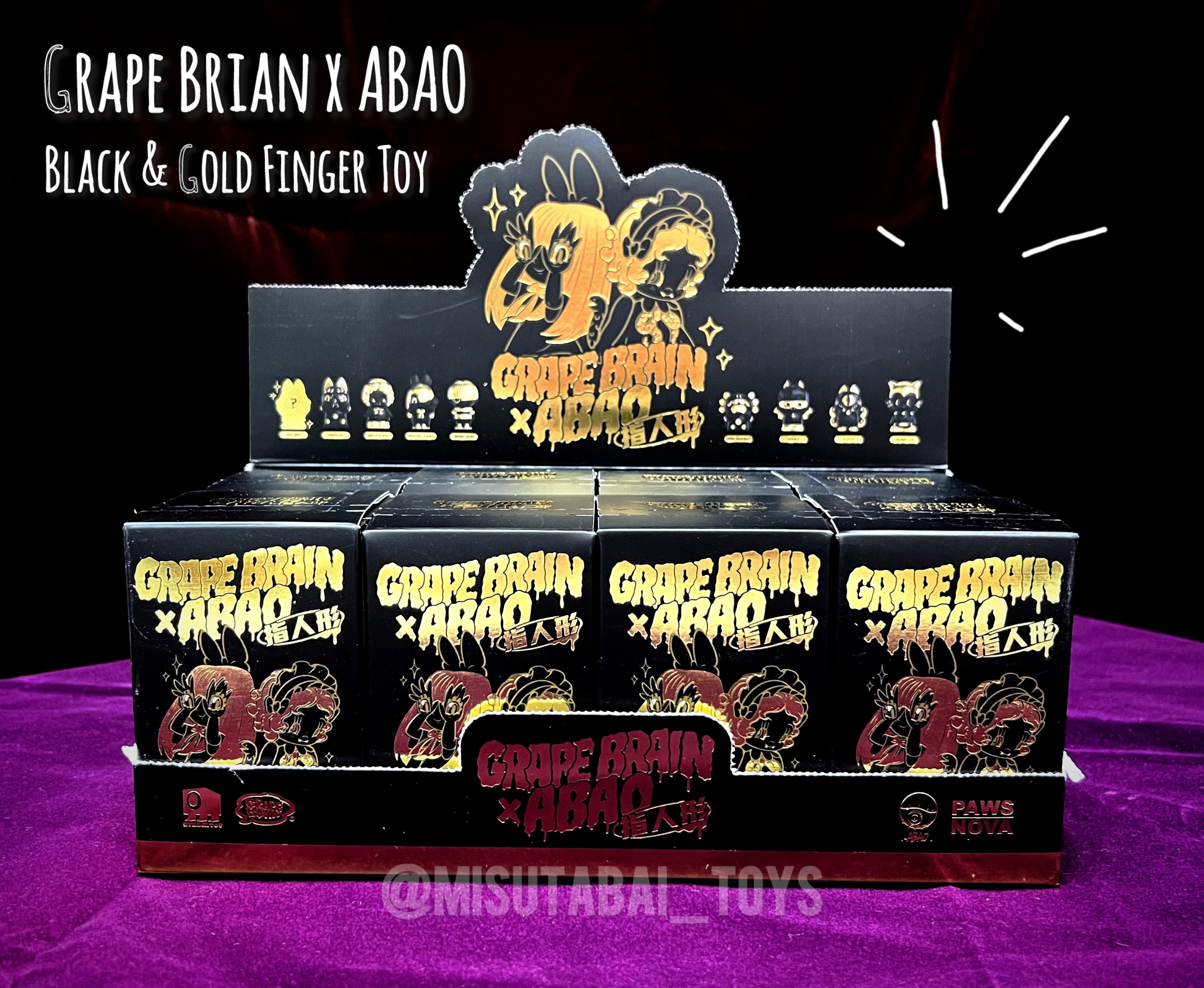 Grapebrian x Abao Series Black and Gold Character Finger Toy Blind box ( EyeBoxToy )